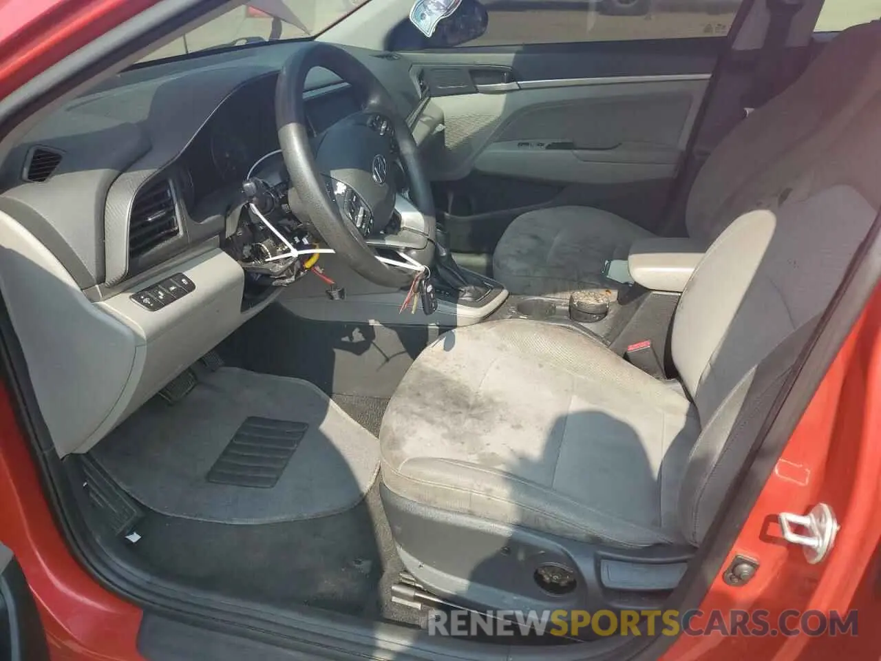 7 fotografías del automóvil dañado 5NPD84LF3LH555372 HYUNDAI ELANTRA 2020