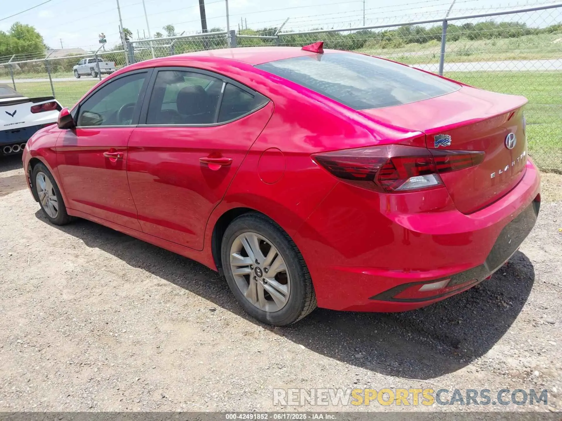 15 fotografías del automóvil dañado 5NPD84LF3LH587805 HYUNDAI ELANTRA 2020