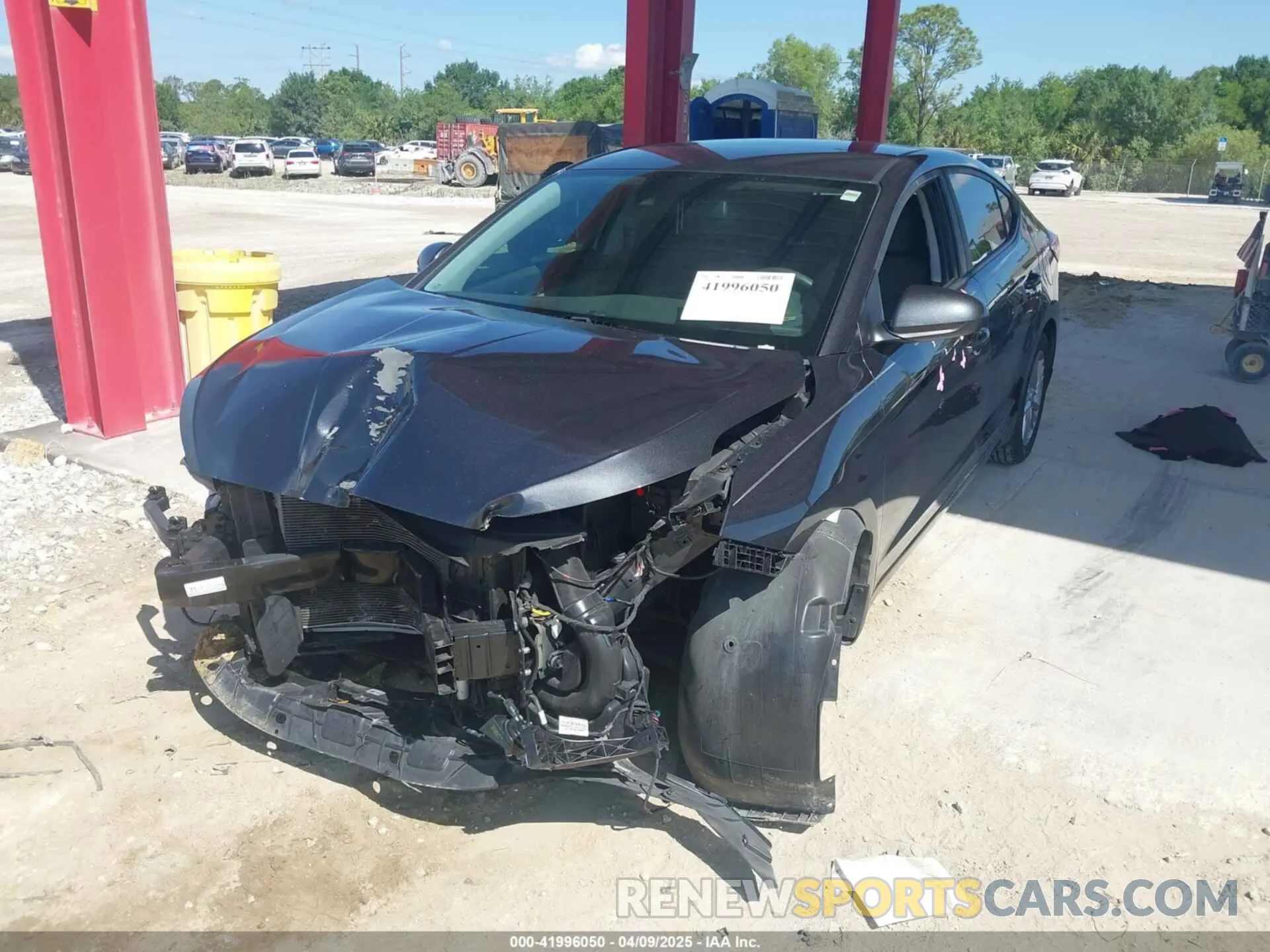 2 fotografías del automóvil dañado 5NPD84LF3LH595242 HYUNDAI ELANTRA 2020