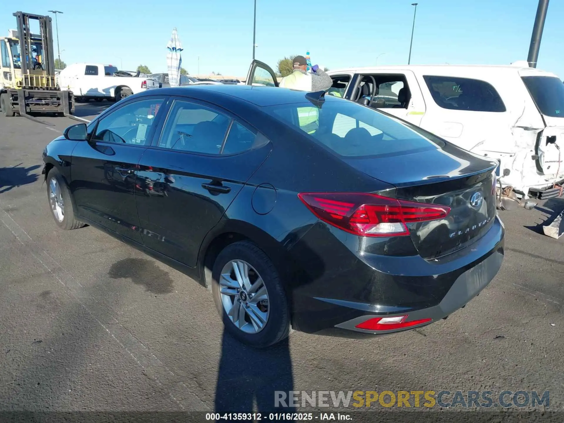 3 fotografías del automóvil dañado 5NPD84LF3LH606286 HYUNDAI ELANTRA 2020