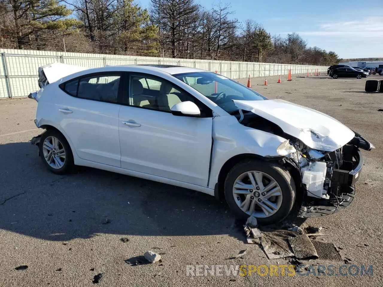 4 fotografías del automóvil dañado 5NPD84LF3LH612296 HYUNDAI ELANTRA 2020