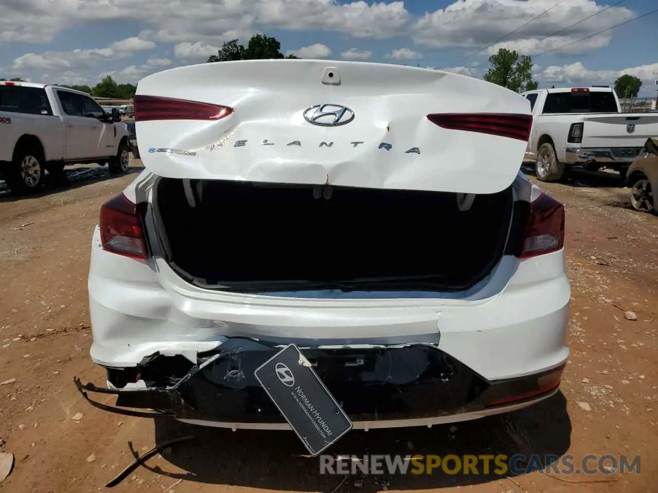 6 fotografías del automóvil dañado 5NPD84LF3LH621564 HYUNDAI ELANTRA 2020