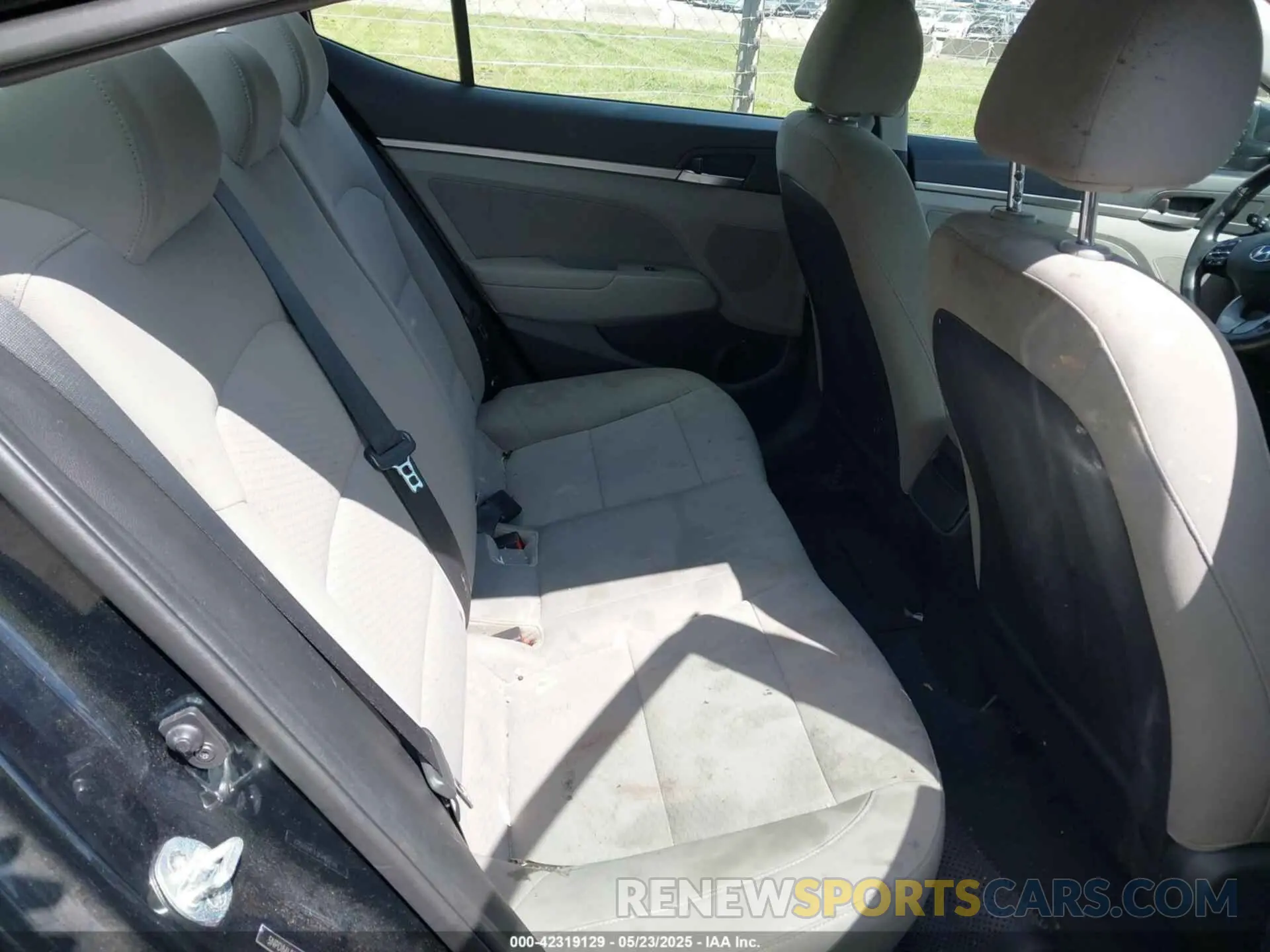 8 fotografías del automóvil dañado 5NPD84LF3LH625761 HYUNDAI ELANTRA 2020