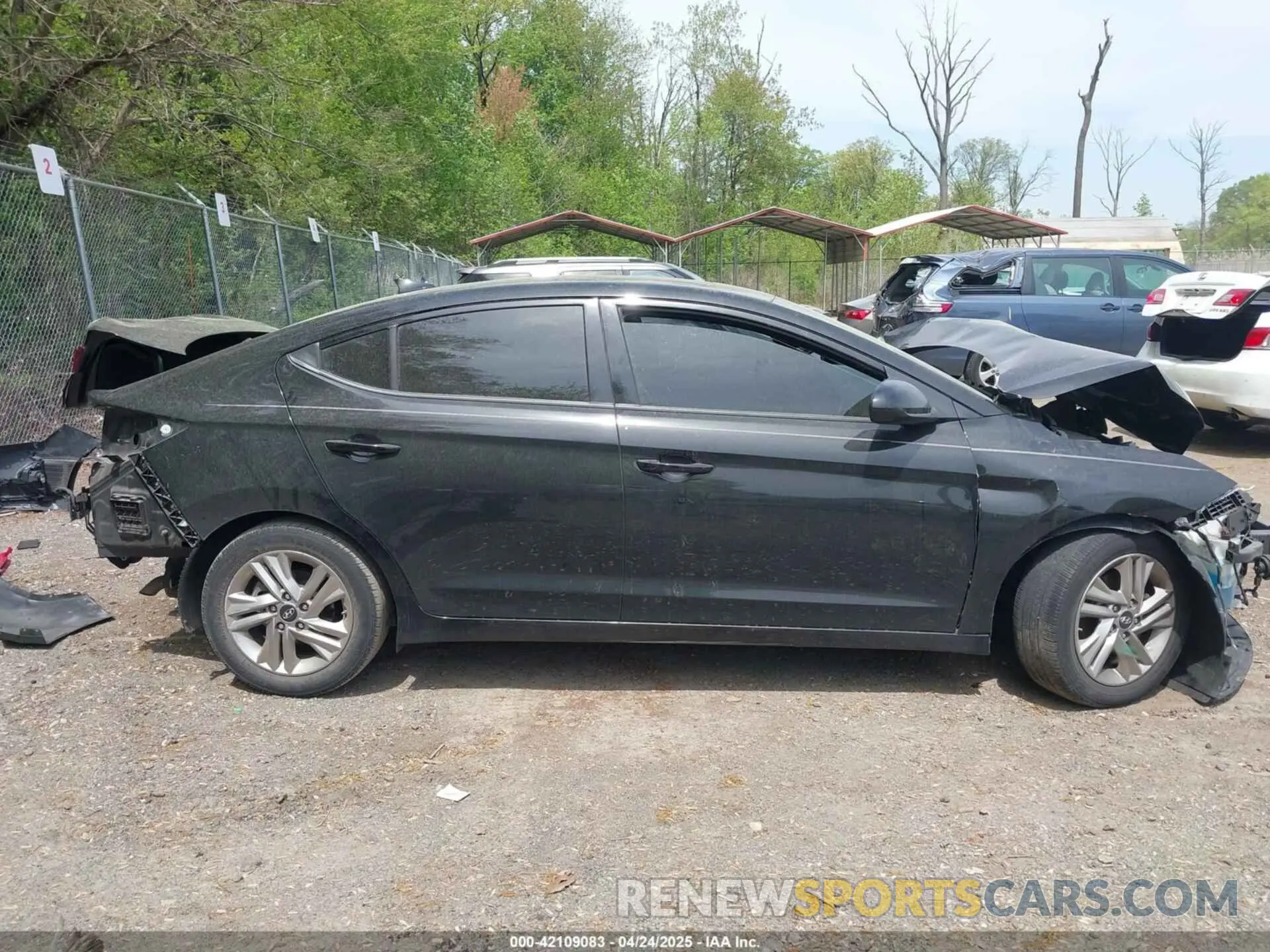 13 fotografías del automóvil dañado 5NPD84LF4LH500204 HYUNDAI ELANTRA 2020