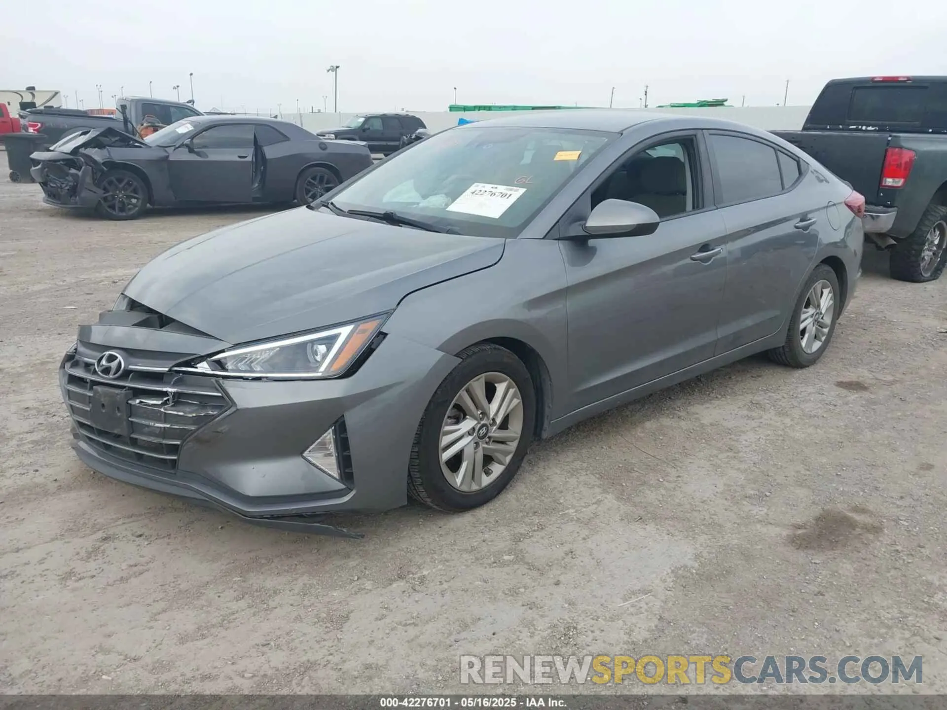 2 fotografías del automóvil dañado 5NPD84LF4LH506939 HYUNDAI ELANTRA 2020