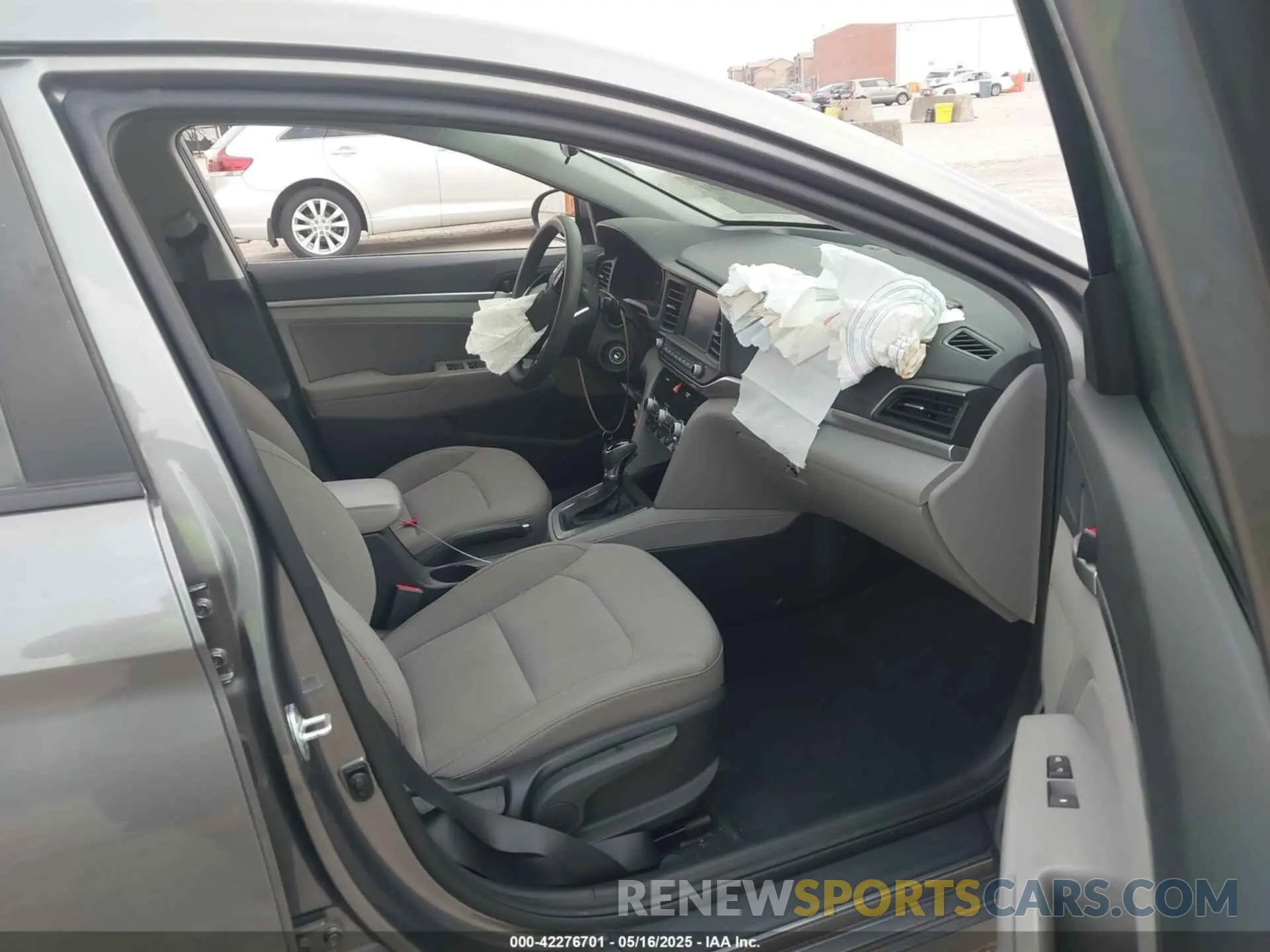 5 fotografías del automóvil dañado 5NPD84LF4LH506939 HYUNDAI ELANTRA 2020