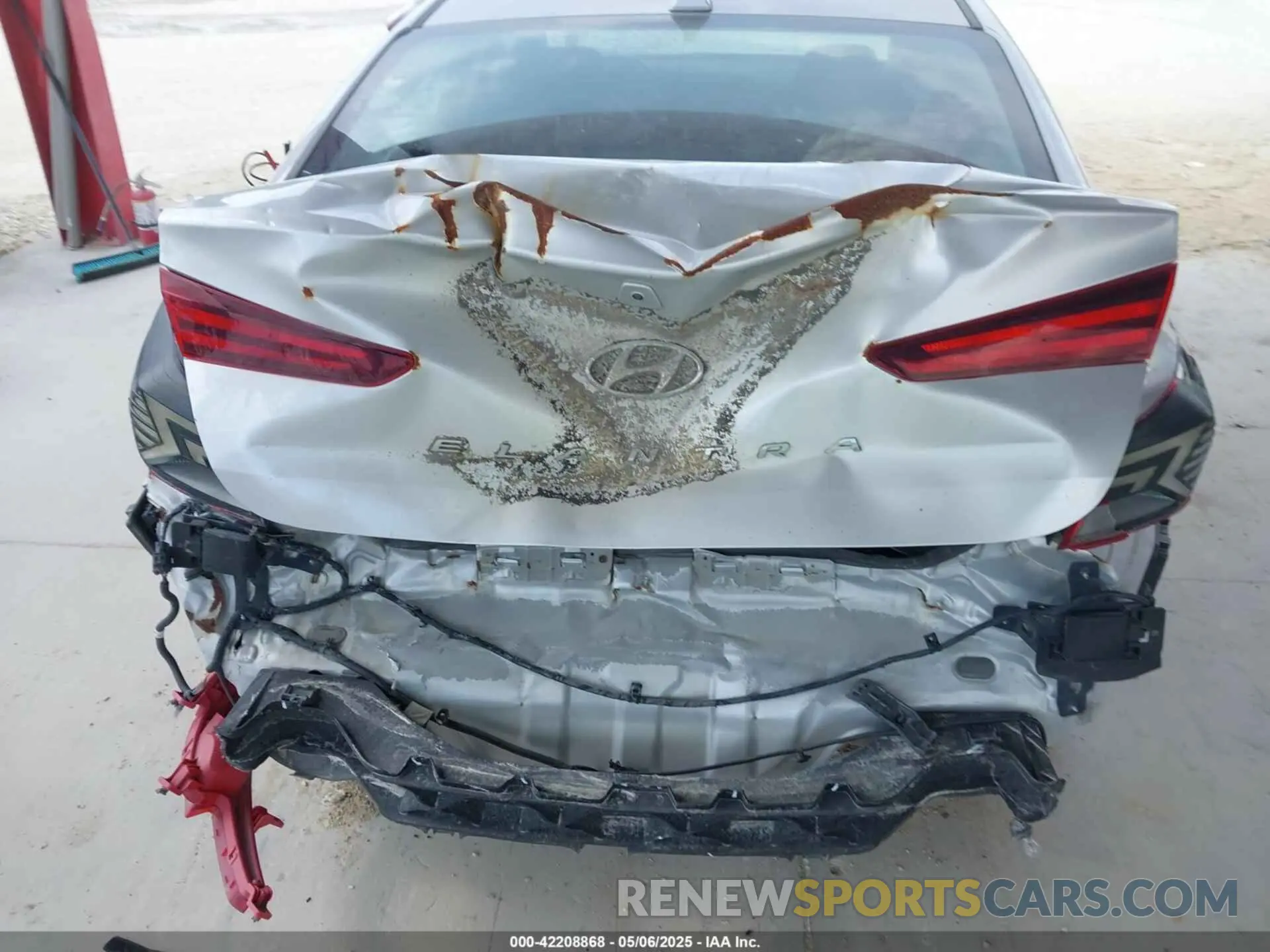 6 fotografías del automóvil dañado 5NPD84LF4LH521313 HYUNDAI ELANTRA 2020