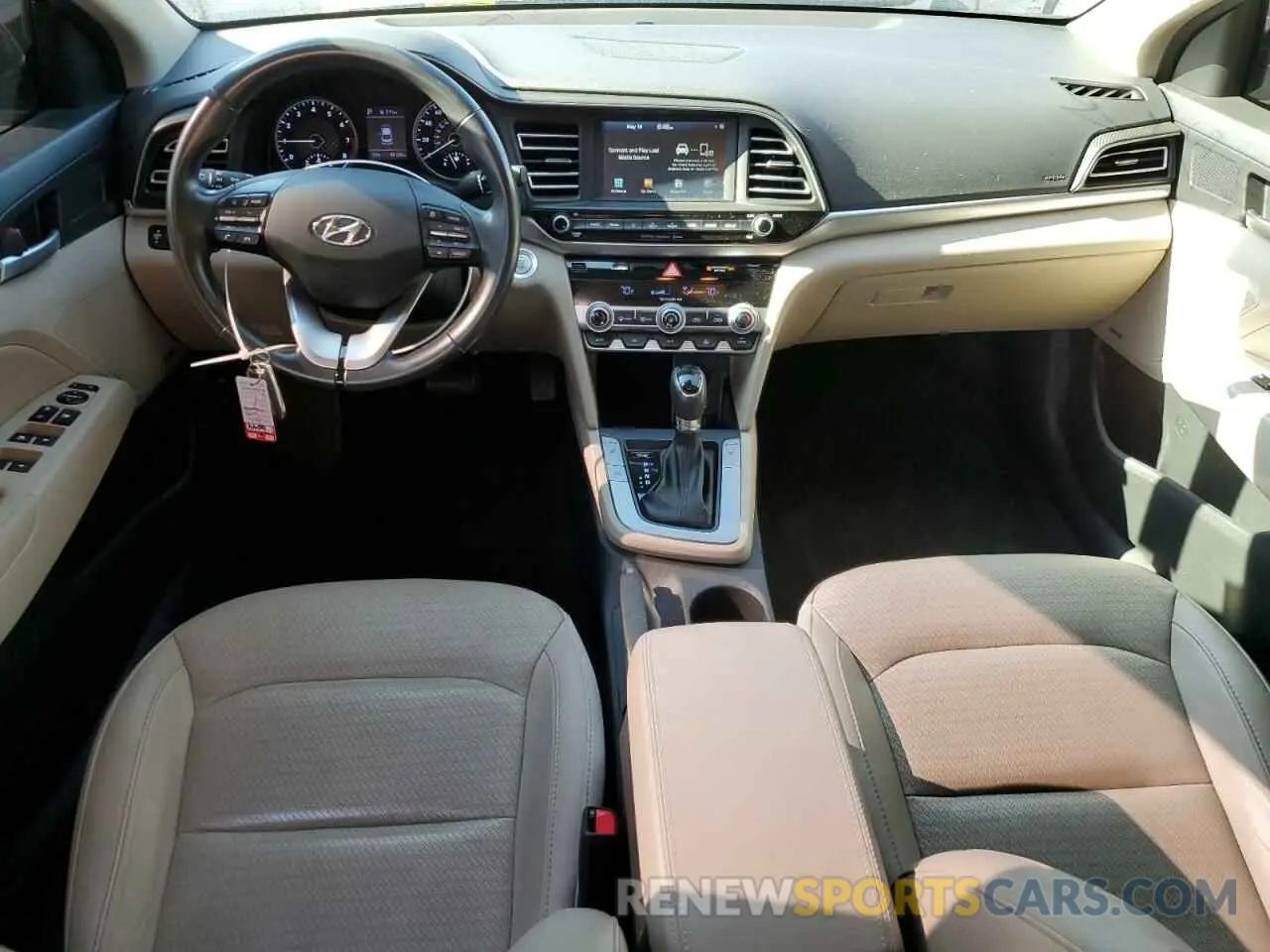 8 fotografías del automóvil dañado 5NPD84LF4LH524177 HYUNDAI ELANTRA 2020