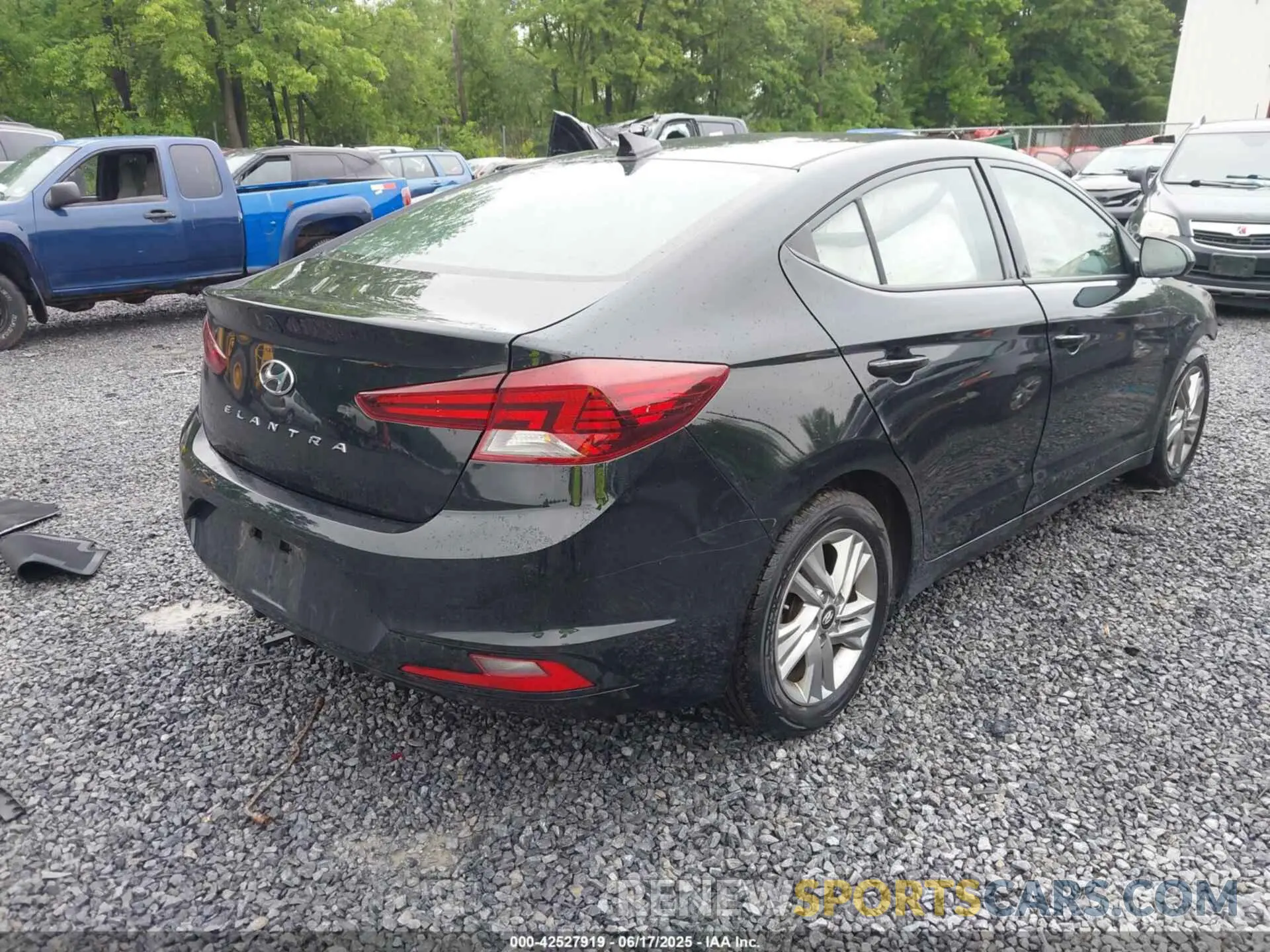4 fotografías del automóvil dañado 5NPD84LF4LH532246 HYUNDAI ELANTRA 2020