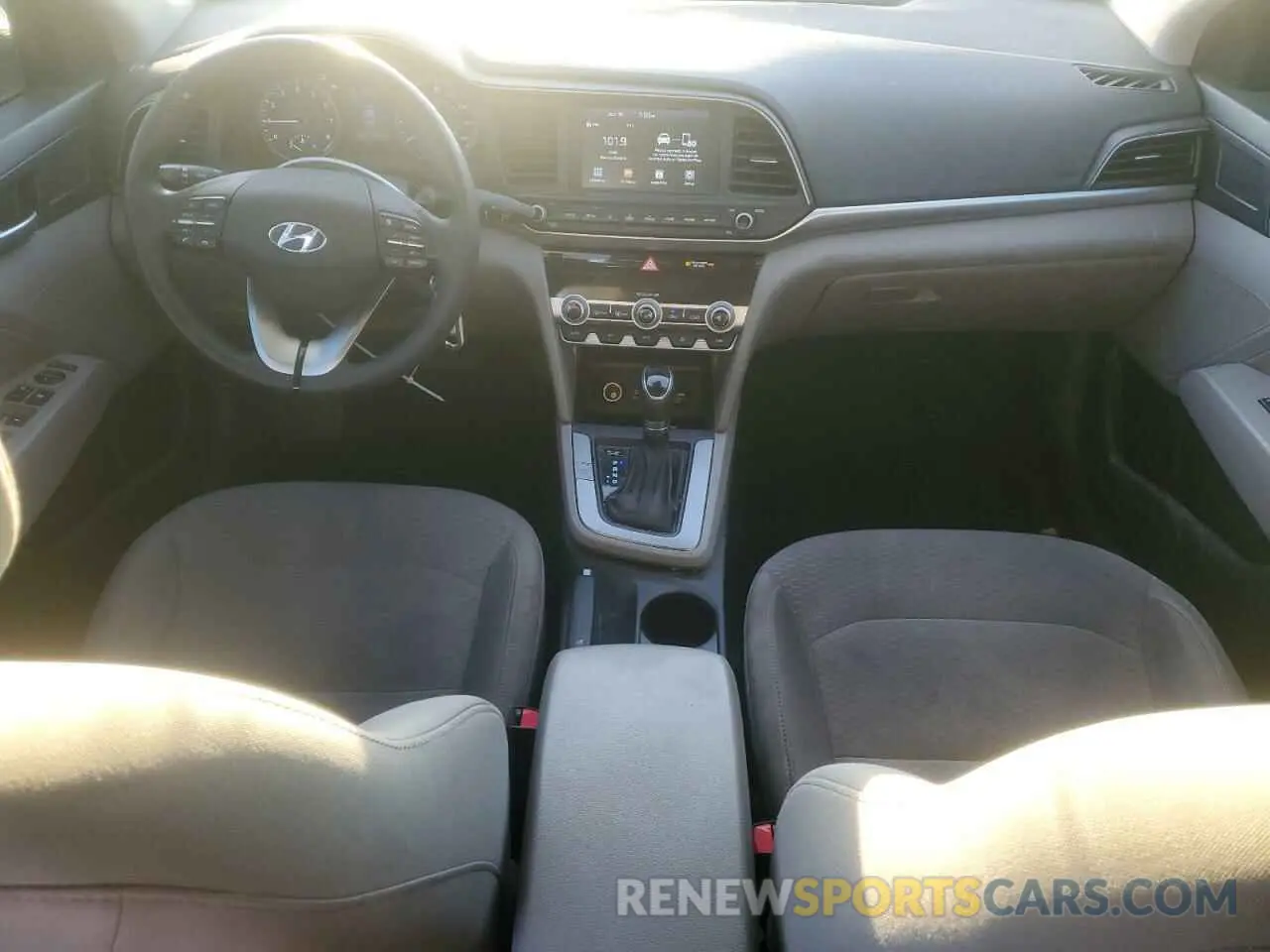 8 fotografías del automóvil dañado 5NPD84LF4LH534739 HYUNDAI ELANTRA 2020