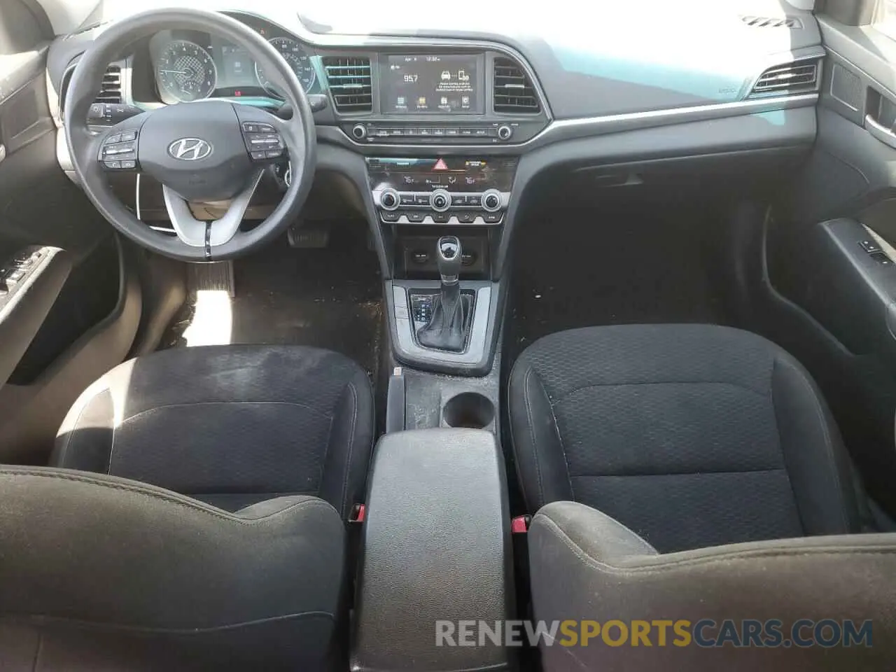 8 fotografías del automóvil dañado 5NPD84LF4LH548205 HYUNDAI ELANTRA 2020