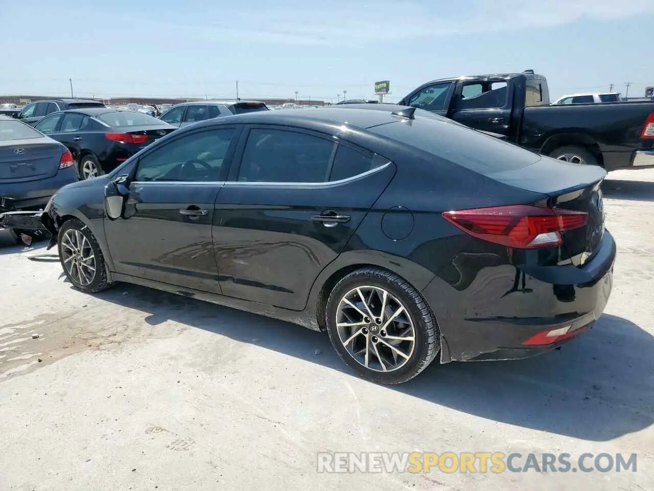 2 fotografías del automóvil dañado 5NPD84LF4LH562010 HYUNDAI ELANTRA 2020