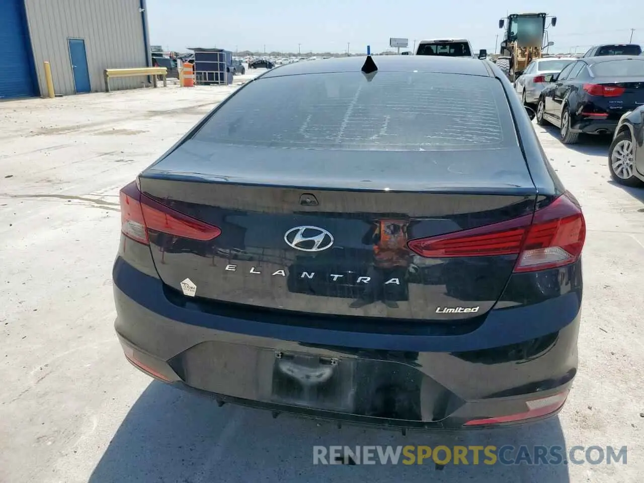 6 fotografías del automóvil dañado 5NPD84LF4LH562010 HYUNDAI ELANTRA 2020