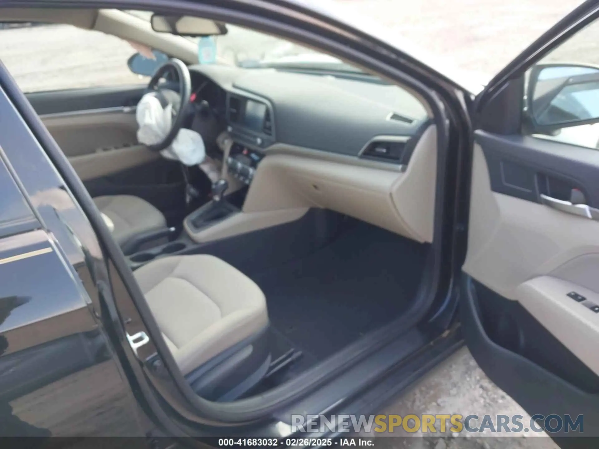 5 fotografías del automóvil dañado 5NPD84LF4LH626448 HYUNDAI ELANTRA 2020