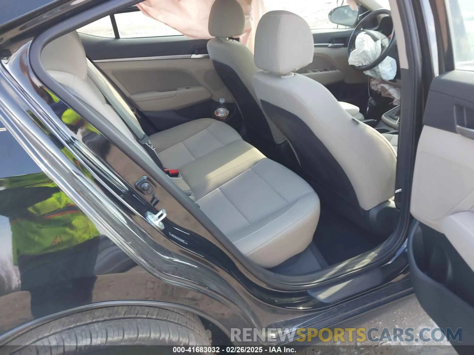 8 fotografías del automóvil dañado 5NPD84LF4LH626448 HYUNDAI ELANTRA 2020