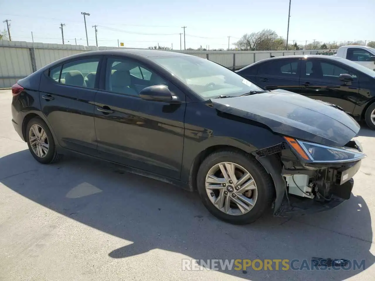 4 fotografías del automóvil dañado 5NPD84LF5LH505816 HYUNDAI ELANTRA 2020