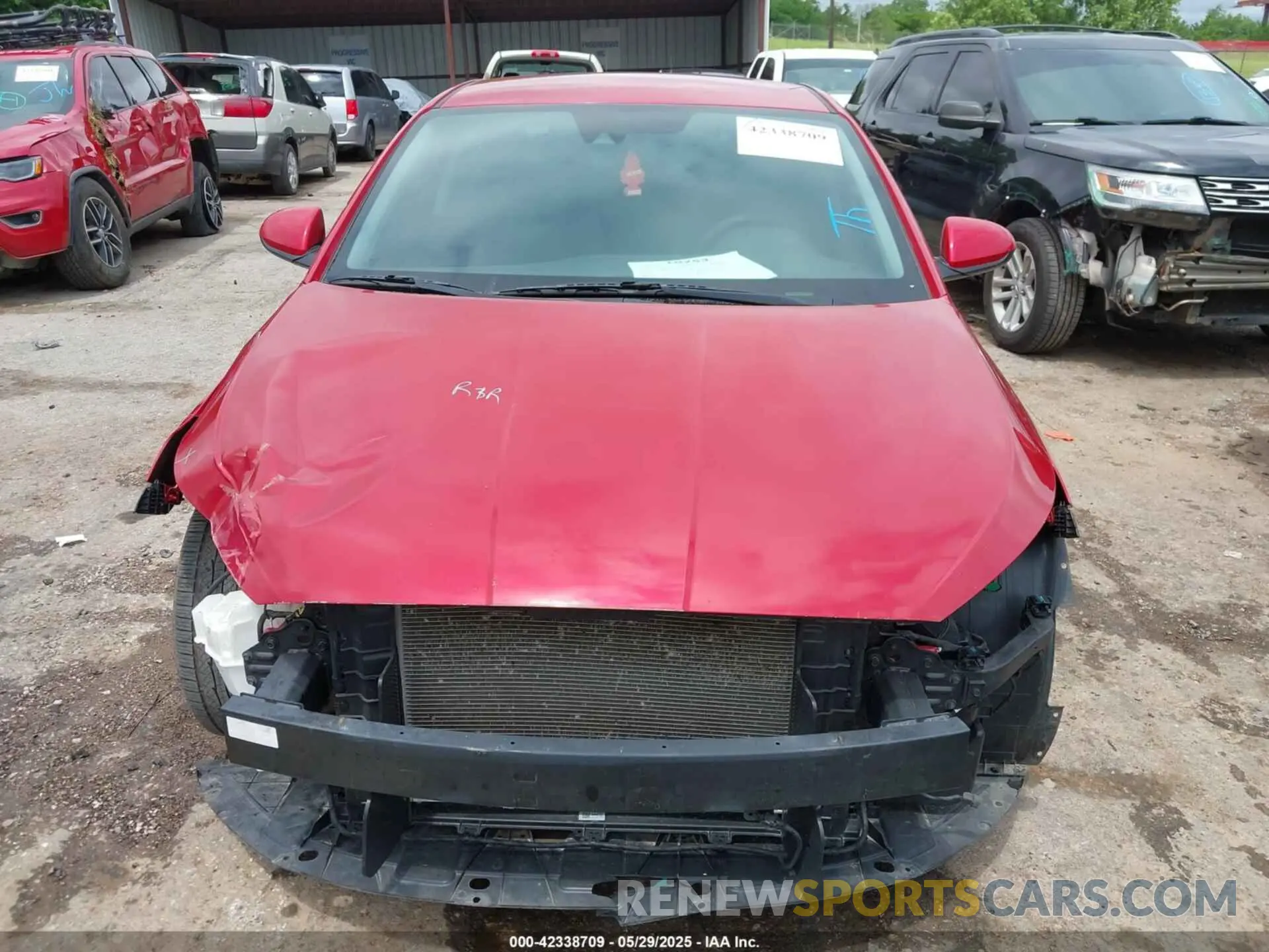 12 fotografías del automóvil dañado 5NPD84LF5LH569077 HYUNDAI ELANTRA 2020