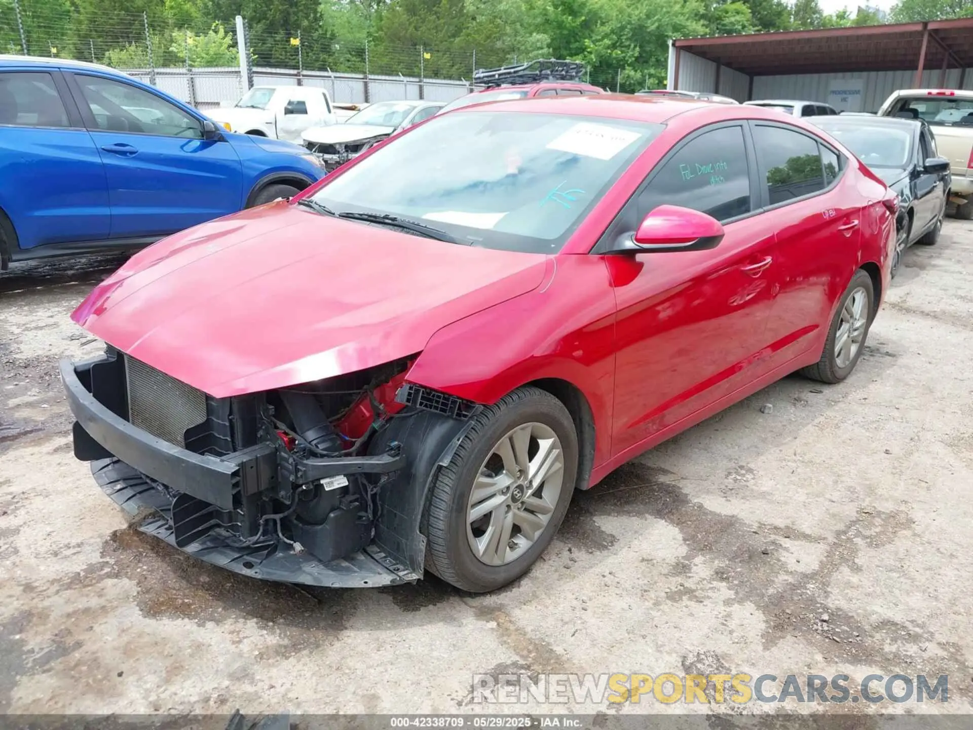 2 fotografías del automóvil dañado 5NPD84LF5LH569077 HYUNDAI ELANTRA 2020