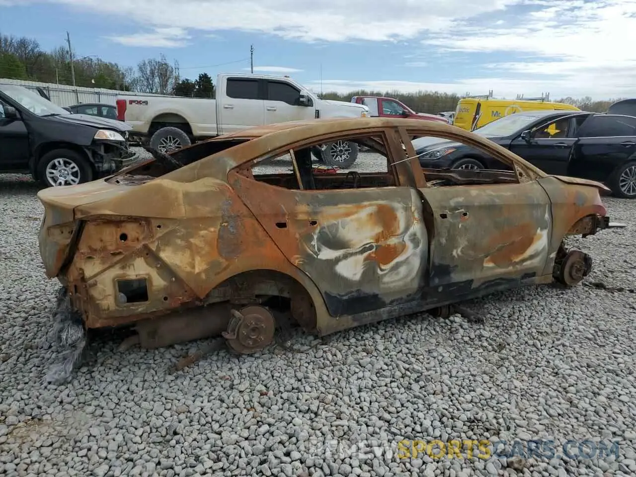 3 fotografías del automóvil dañado 5NPD84LF5LH571878 HYUNDAI ELANTRA 2020