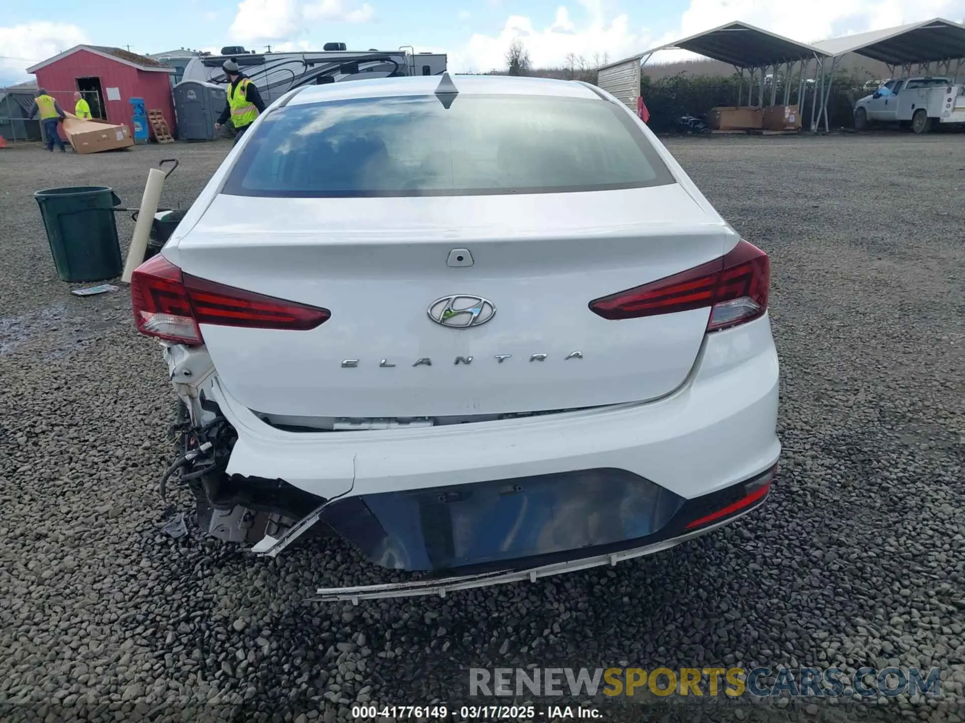 16 fotografías del automóvil dañado 5NPD84LF5LH579222 HYUNDAI ELANTRA 2020