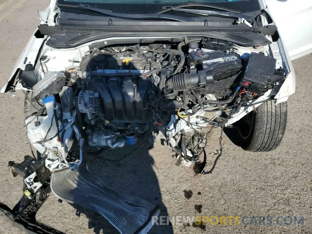 12 fotografías del automóvil dañado 5NPD84LF5LH582640 HYUNDAI ELANTRA 2020