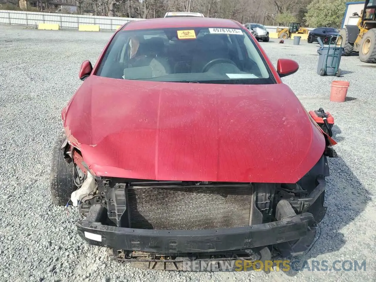 5 fotografías del automóvil dañado 5NPD84LF5LH622019 HYUNDAI ELANTRA 2020