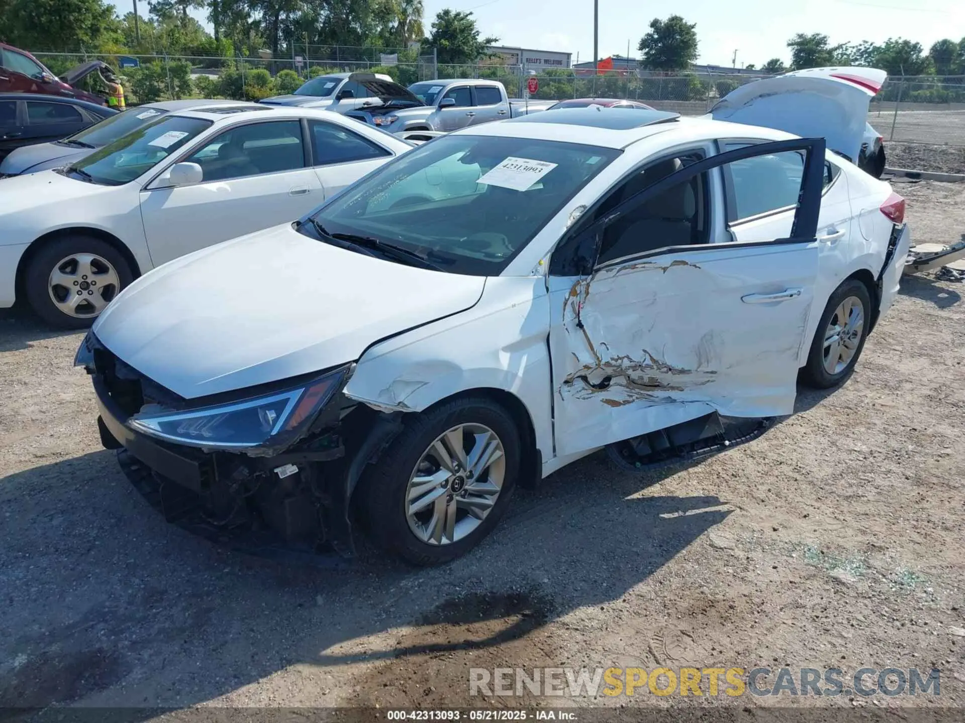 2 fotografías del automóvil dañado 5NPD84LF6LH499797 HYUNDAI ELANTRA 2020