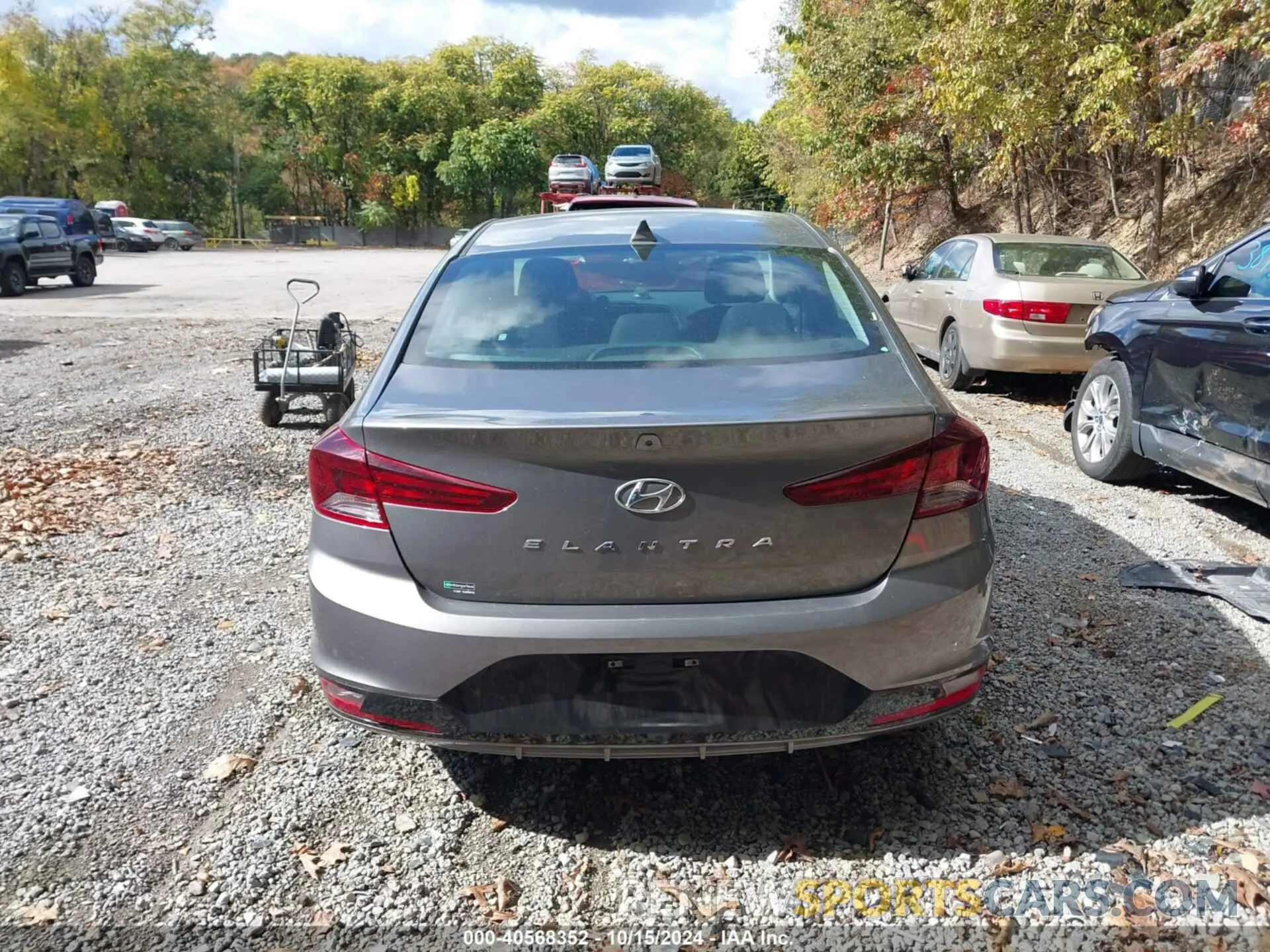 17 fotografías del automóvil dañado 5NPD84LF6LH535732 HYUNDAI ELANTRA 2020