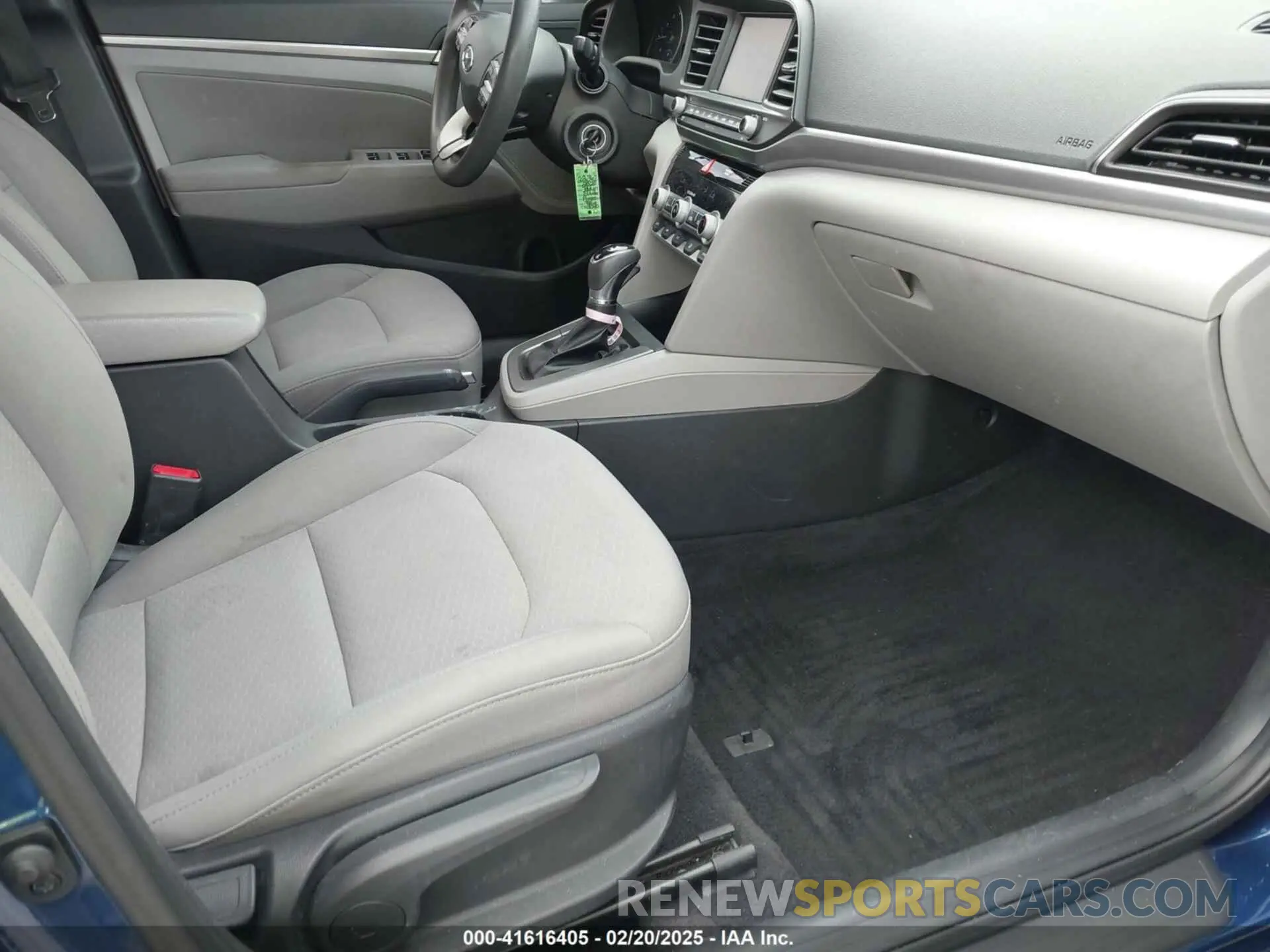 5 fotografías del automóvil dañado 5NPD84LF6LH580539 HYUNDAI ELANTRA 2020