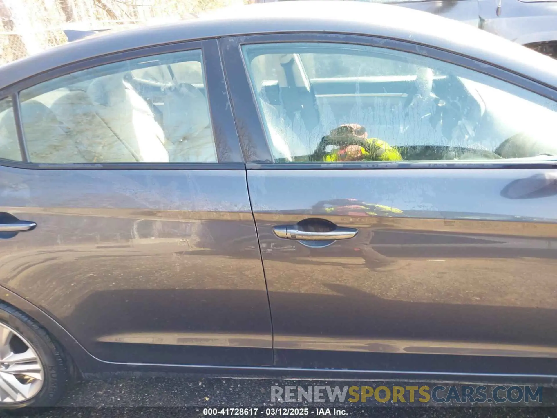 13 fotografías del automóvil dañado 5NPD84LF6LH591802 HYUNDAI ELANTRA 2020