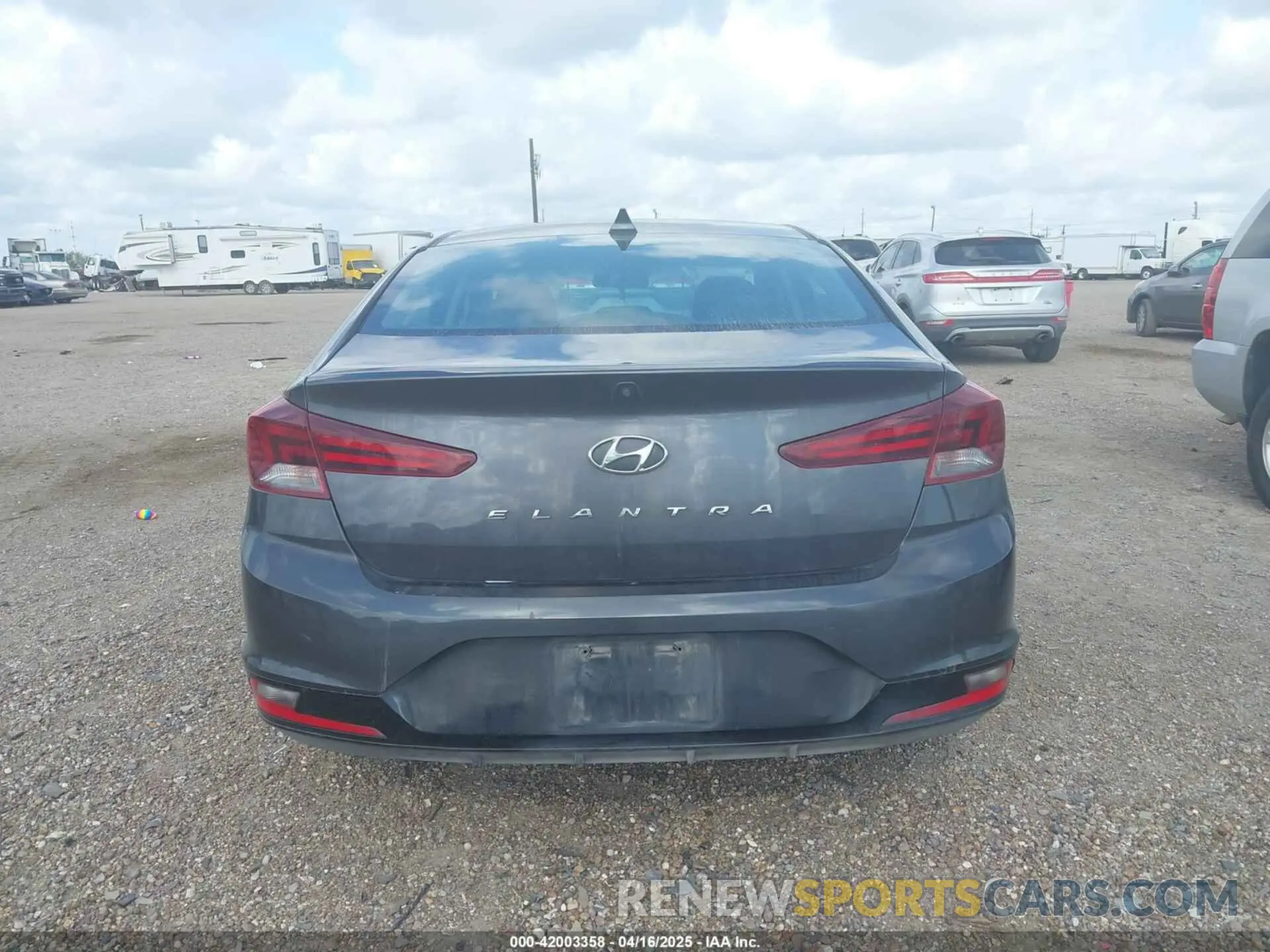 15 fotografías del automóvil dañado 5NPD84LF6LH627844 HYUNDAI ELANTRA 2020