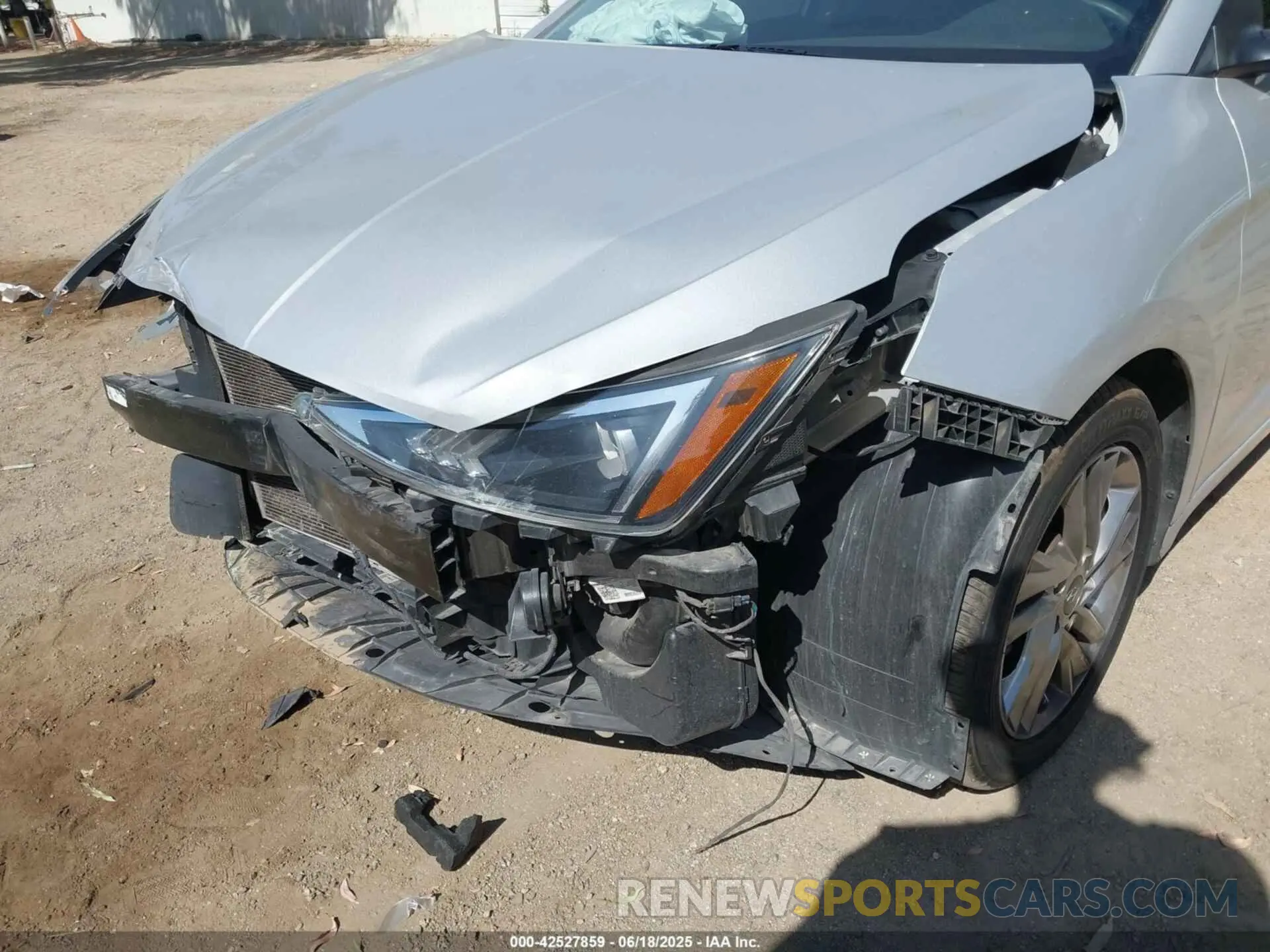 6 fotografías del automóvil dañado 5NPD84LF7LH513495 HYUNDAI ELANTRA 2020