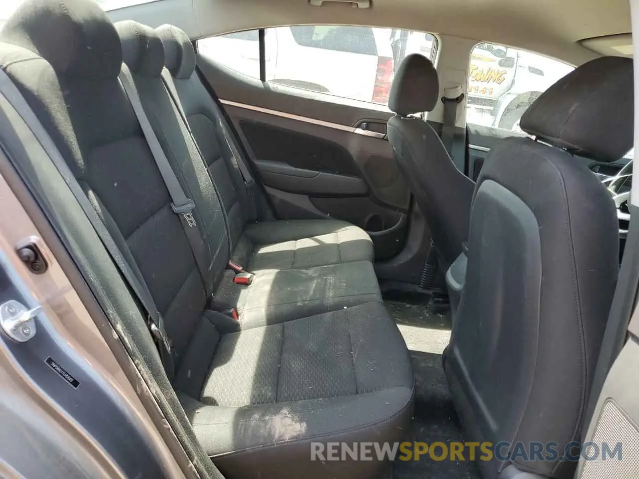 10 fotografías del automóvil dañado 5NPD84LF7LH515411 HYUNDAI ELANTRA 2020