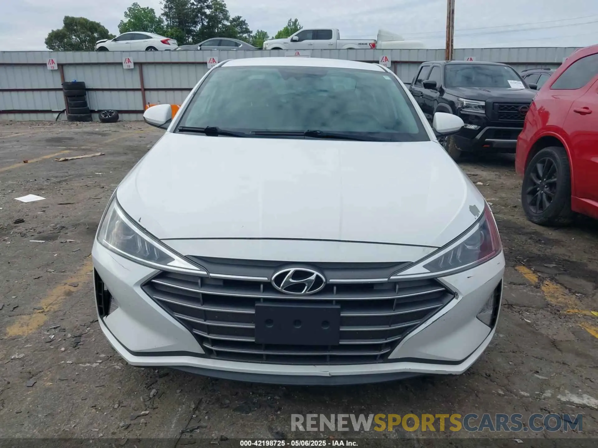 12 fotografías del automóvil dañado 5NPD84LF7LH543676 HYUNDAI ELANTRA 2020