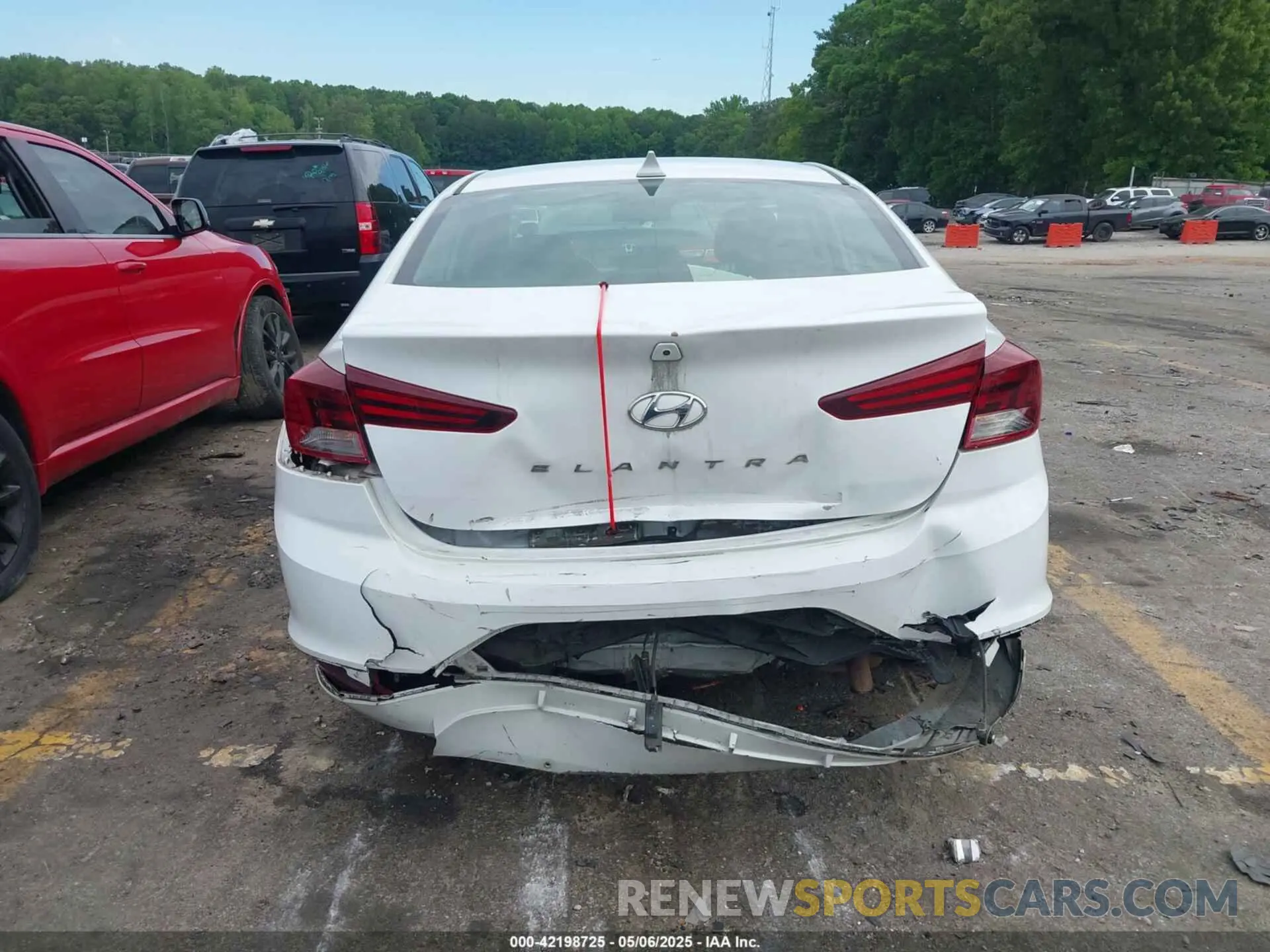 16 fotografías del automóvil dañado 5NPD84LF7LH543676 HYUNDAI ELANTRA 2020