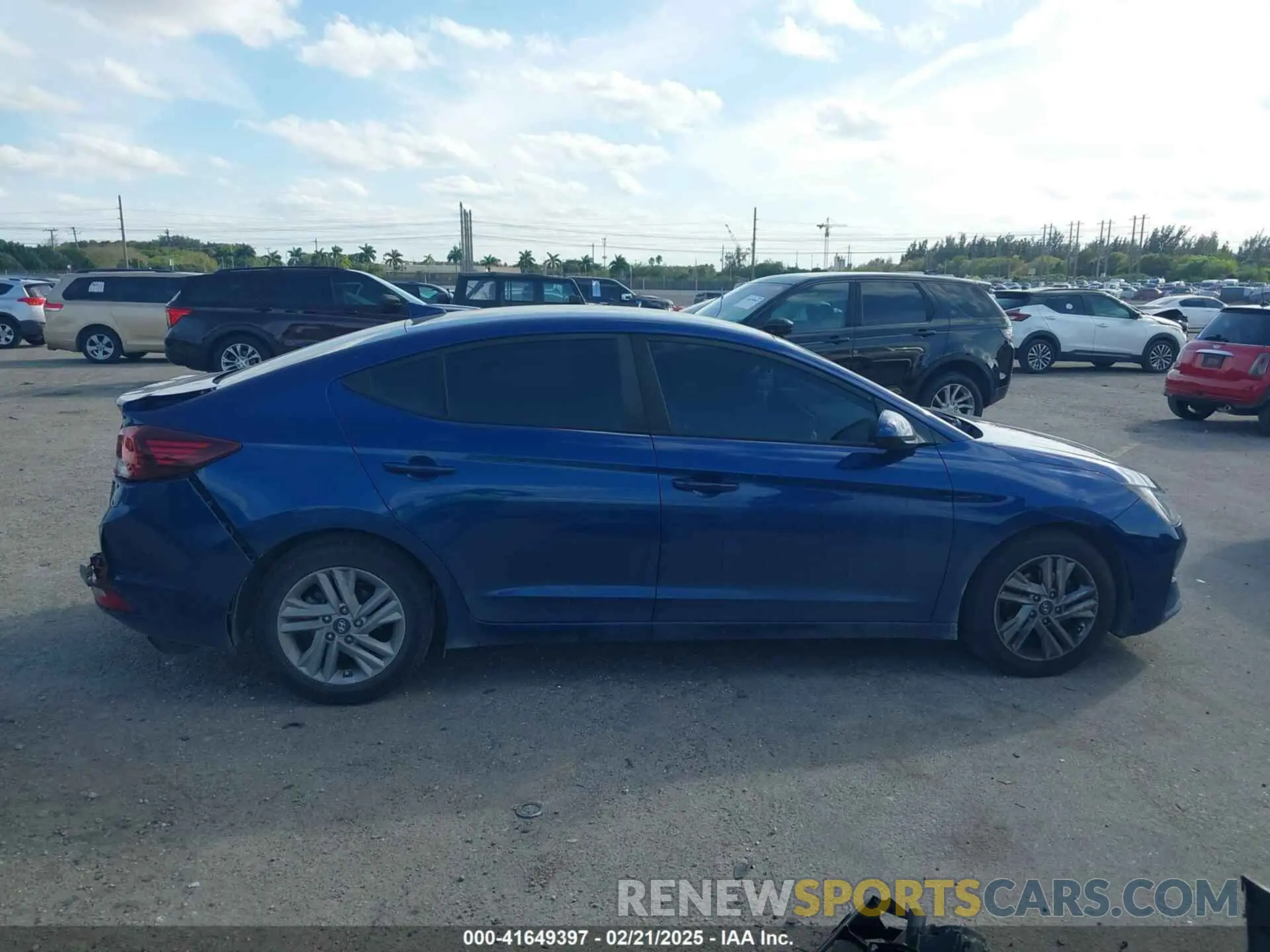 13 fotografías del automóvil dañado 5NPD84LF7LH548778 HYUNDAI ELANTRA 2020