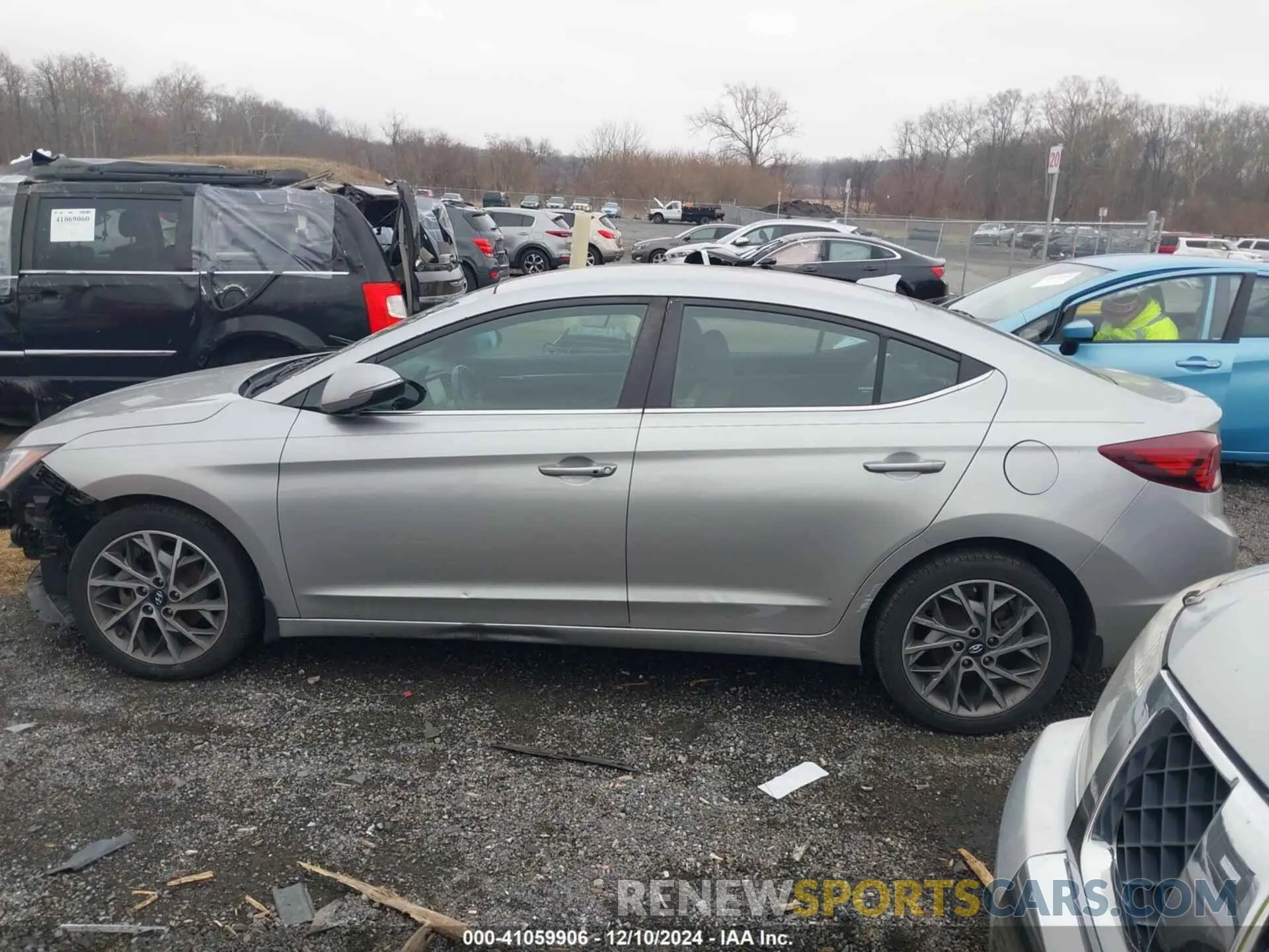 15 fotografías del automóvil dañado 5NPD84LF7LH565158 HYUNDAI ELANTRA 2020