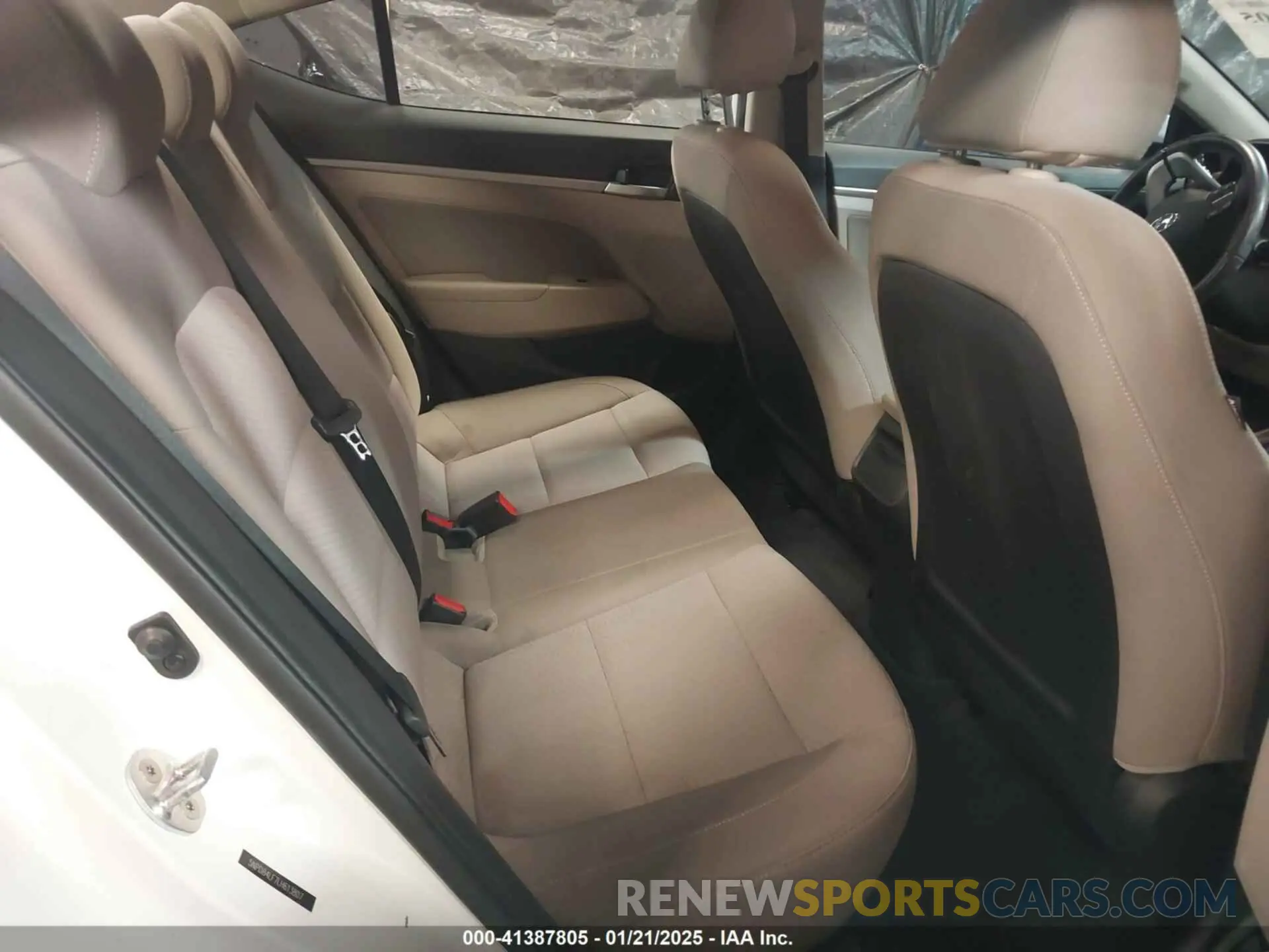 8 fotografías del automóvil dañado 5NPD84LF7LH613807 HYUNDAI ELANTRA 2020