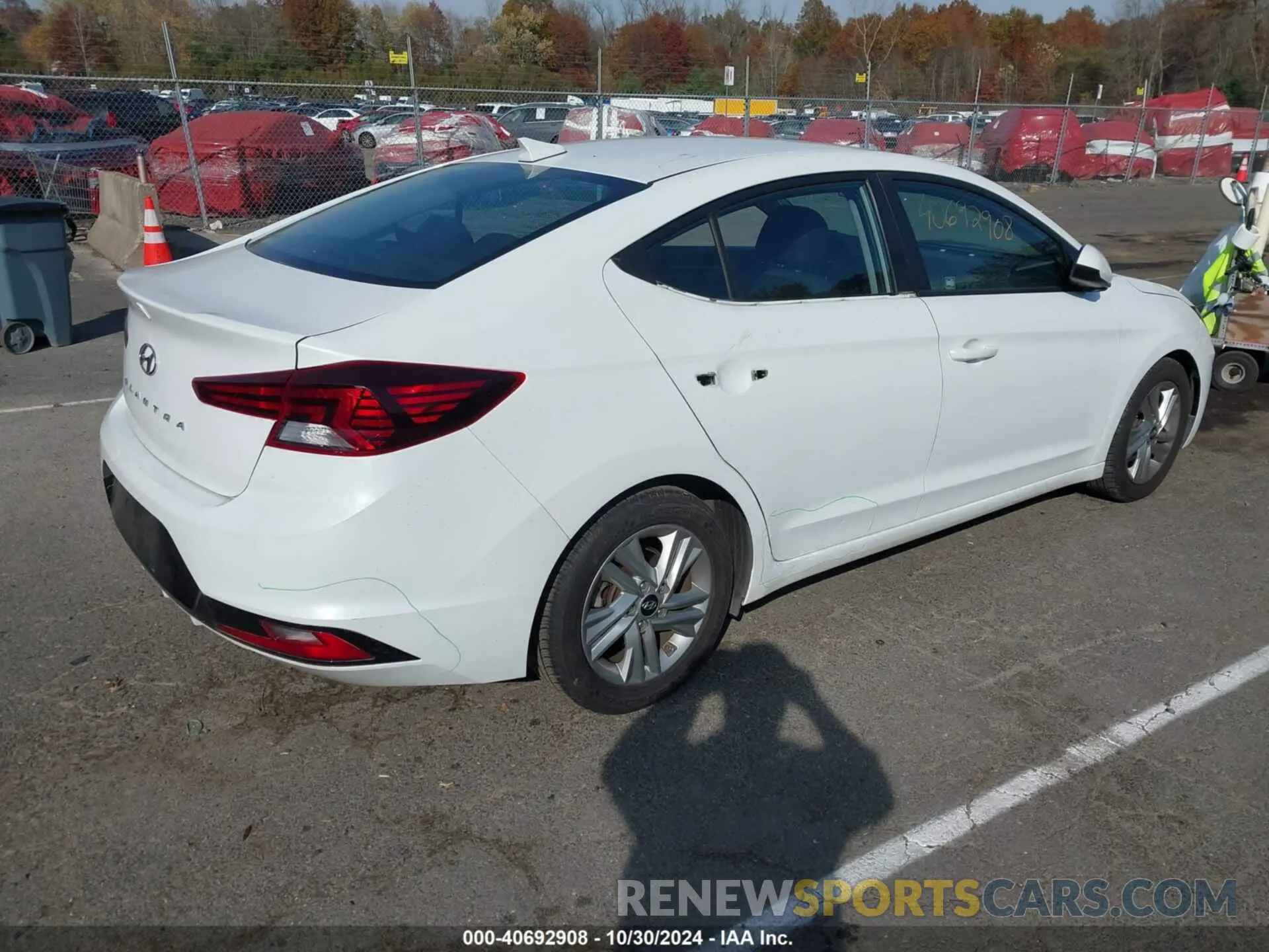 4 fotografías del automóvil dañado 5NPD84LF7LH625374 HYUNDAI ELANTRA 2020