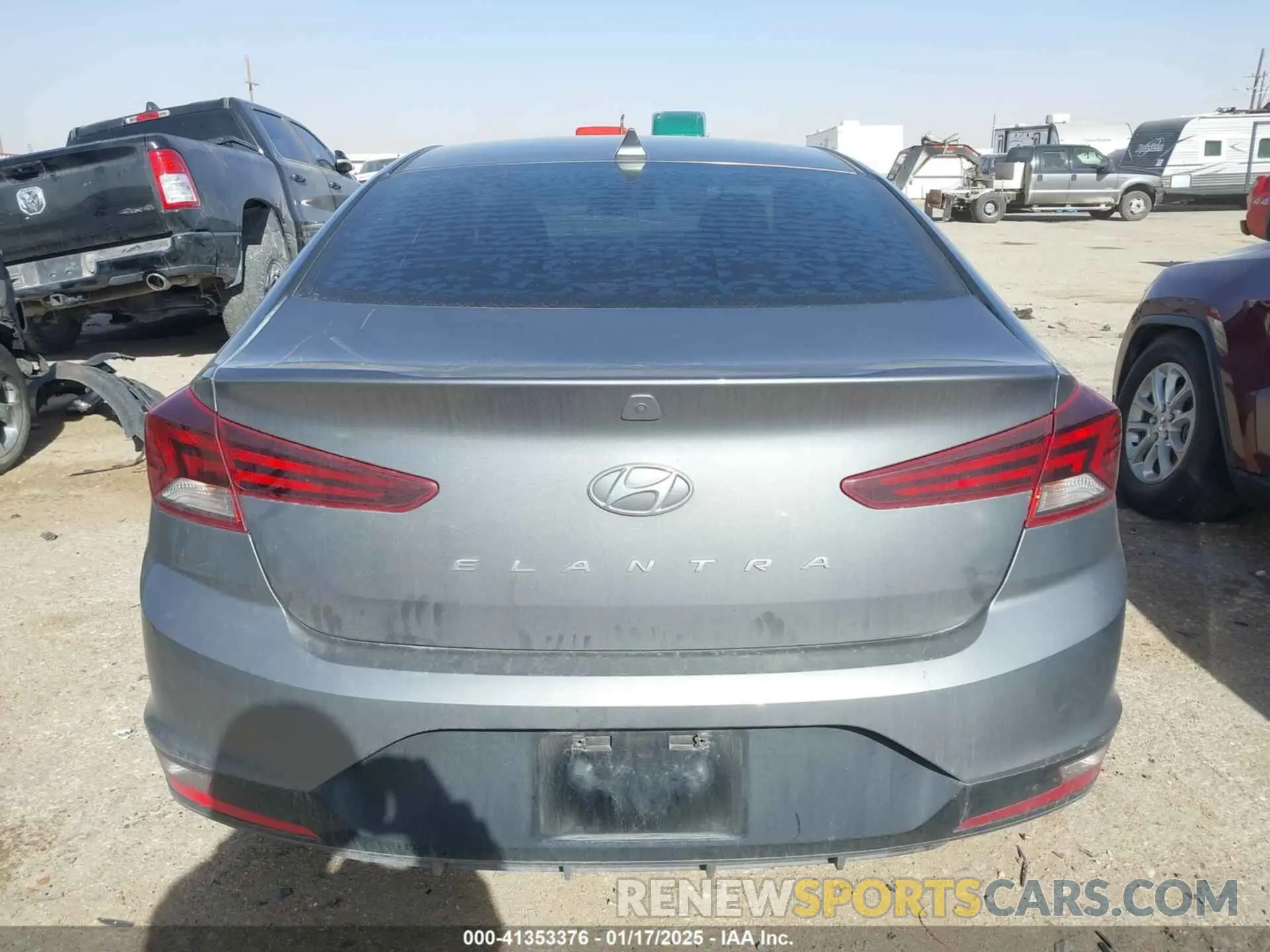 16 fotografías del automóvil dañado 5NPD84LF8LH523839 HYUNDAI ELANTRA 2020