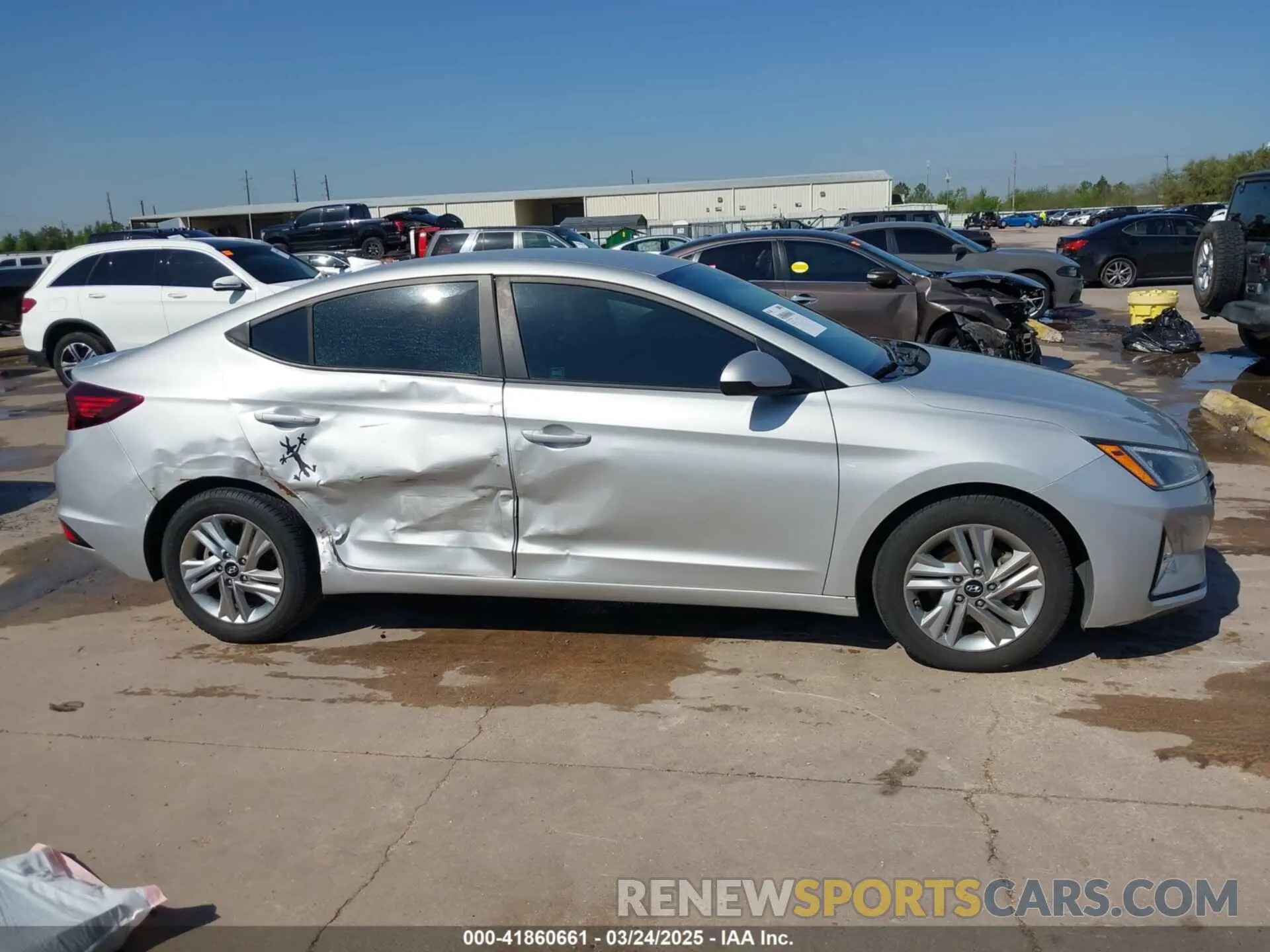 13 fotografías del automóvil dañado 5NPD84LF8LH530225 HYUNDAI ELANTRA 2020