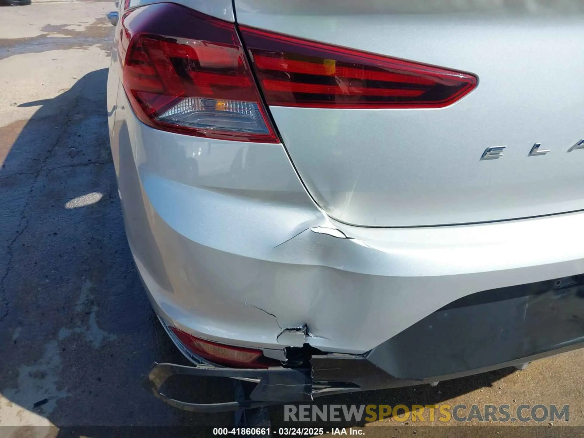 17 fotografías del automóvil dañado 5NPD84LF8LH530225 HYUNDAI ELANTRA 2020