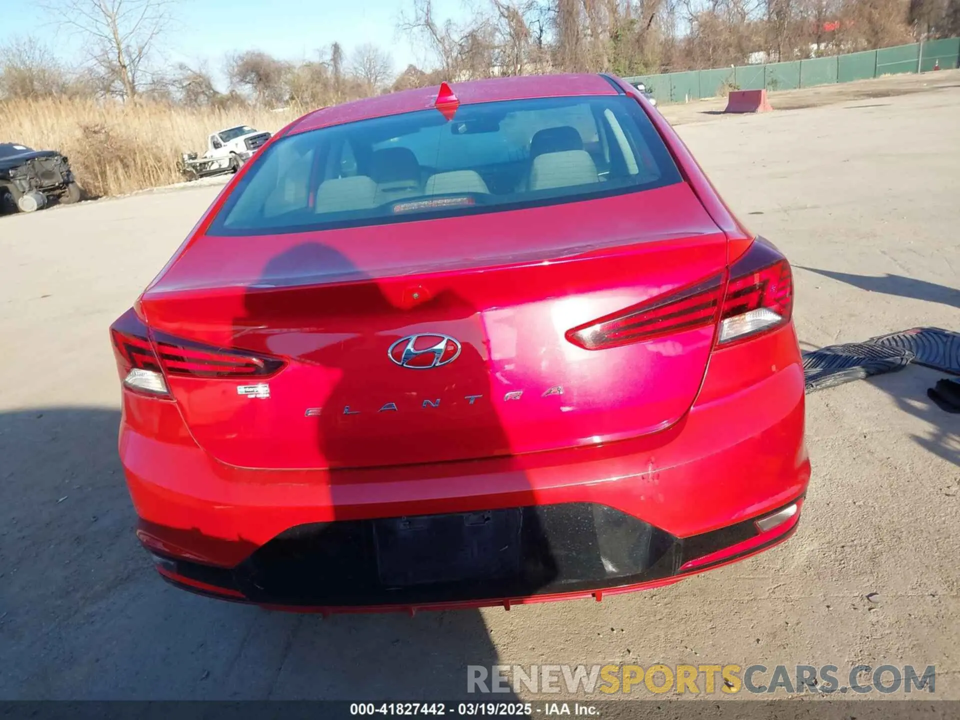 17 fotografías del automóvil dañado 5NPD84LF8LH562835 HYUNDAI ELANTRA 2020