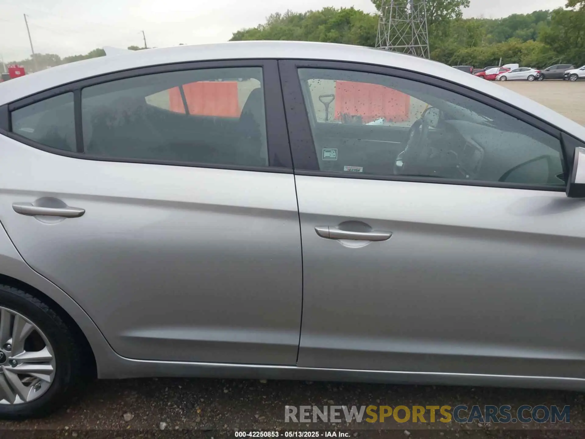 13 fotografías del automóvil dañado 5NPD84LF8LH606042 HYUNDAI ELANTRA 2020