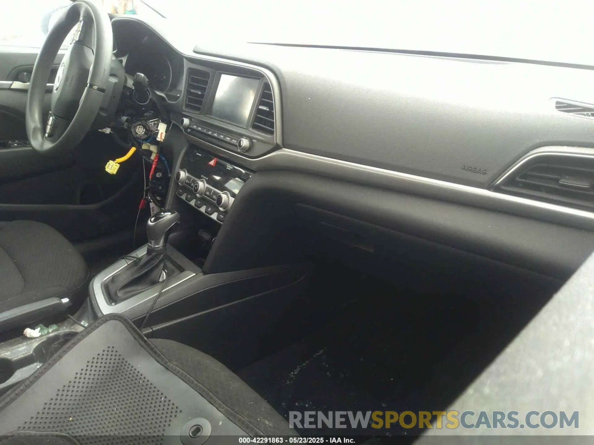 5 fotografías del automóvil dañado 5NPD84LF8LH609345 HYUNDAI ELANTRA 2020