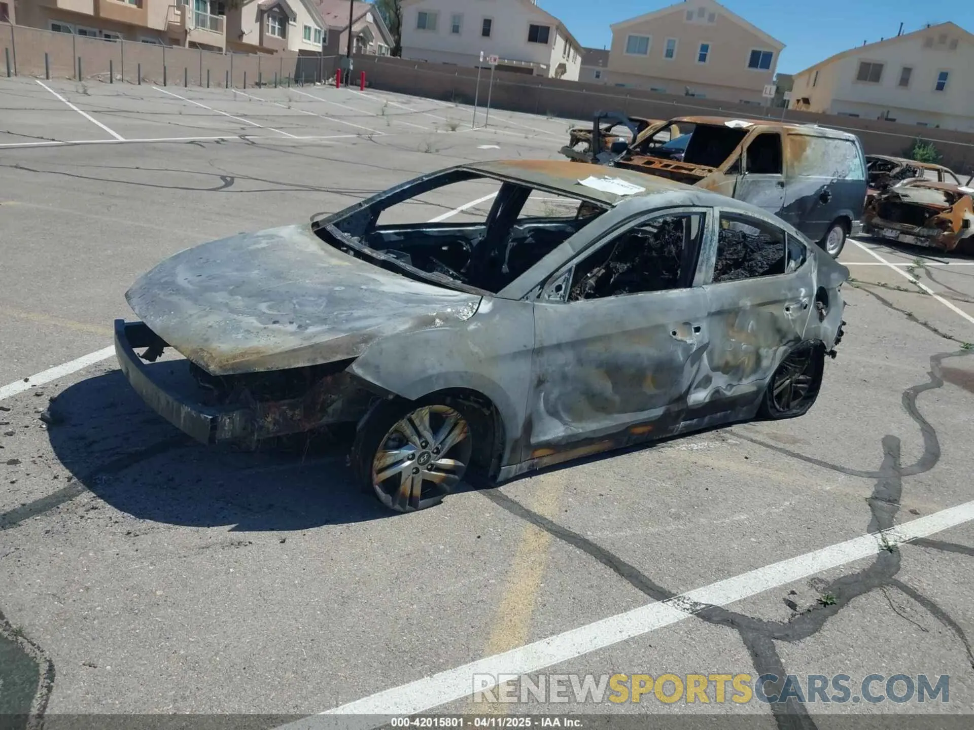 13 fotografías del automóvil dañado 5NPD84LF9LH529472 HYUNDAI ELANTRA 2020