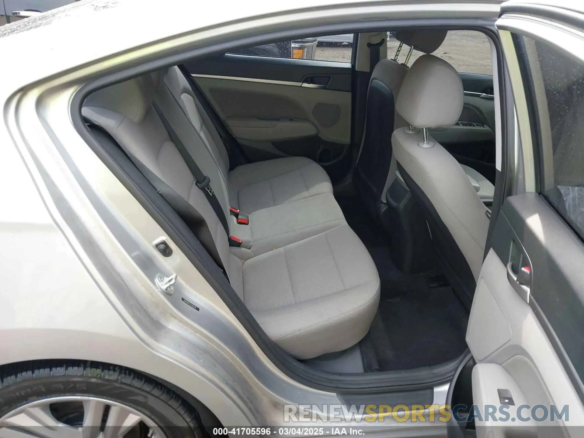 8 fotografías del automóvil dañado 5NPD84LF9LH551715 HYUNDAI ELANTRA 2020