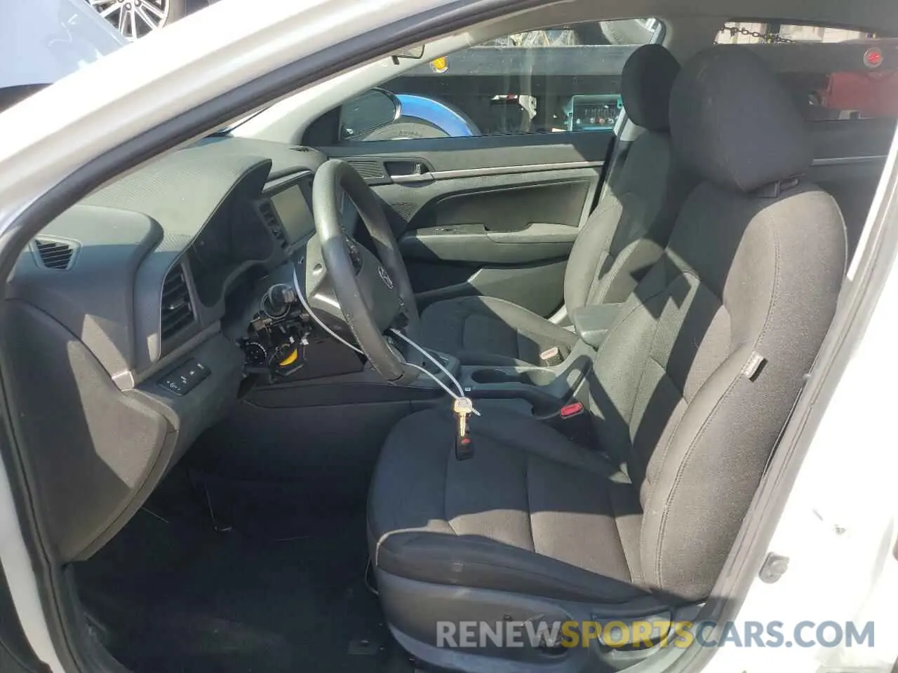 7 fotografías del automóvil dañado 5NPD84LF9LH567817 HYUNDAI ELANTRA 2020