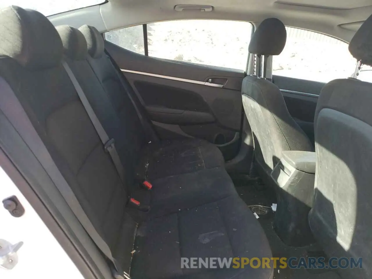 10 fotografías del automóvil dañado 5NPD84LF9LH629488 HYUNDAI ELANTRA 2020