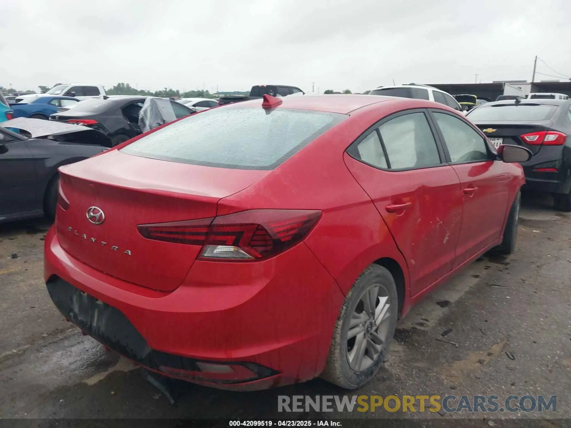 4 fotografías del automóvil dañado 5NPD84LF9LH632424 HYUNDAI ELANTRA 2020